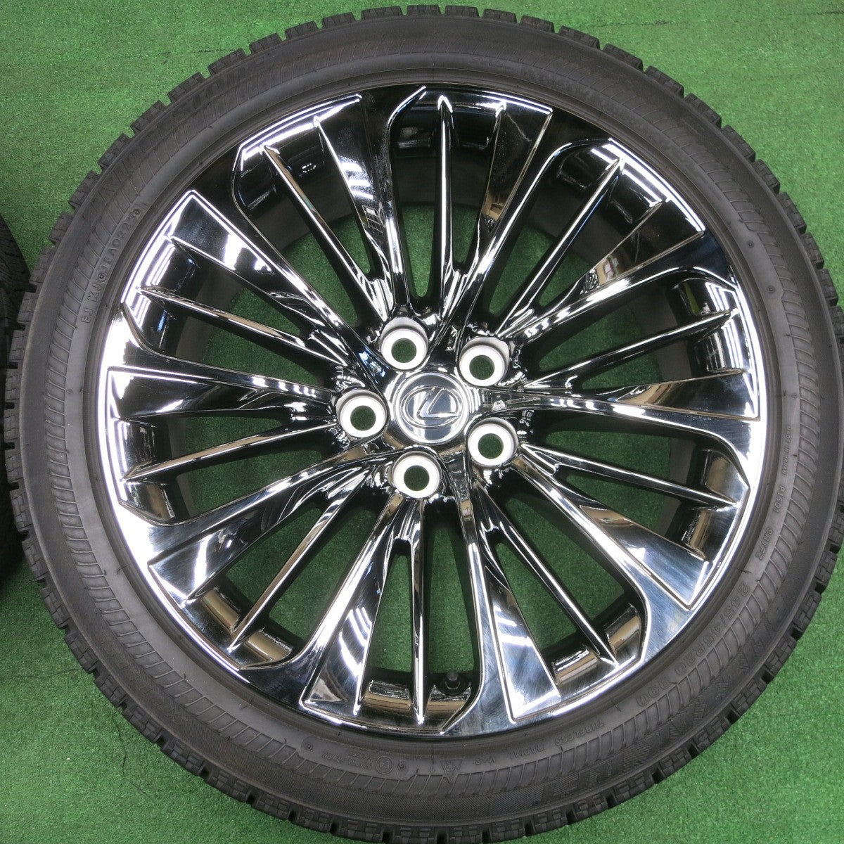 センサー付！バリ溝！23年！キレイ！9.5分★レクサス LS 純正 OP 245/45R20 スタッドレス ブリヂストン ブリザック RFT 20インチ PCD120/5H★6020801NKス