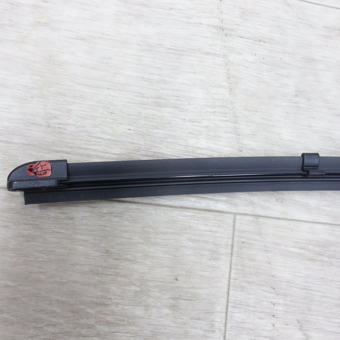 [送料無料] 未使用◆メルセデスベンツ 純正部品 ワイパー ブレード A1768203900 A2468202500◆
