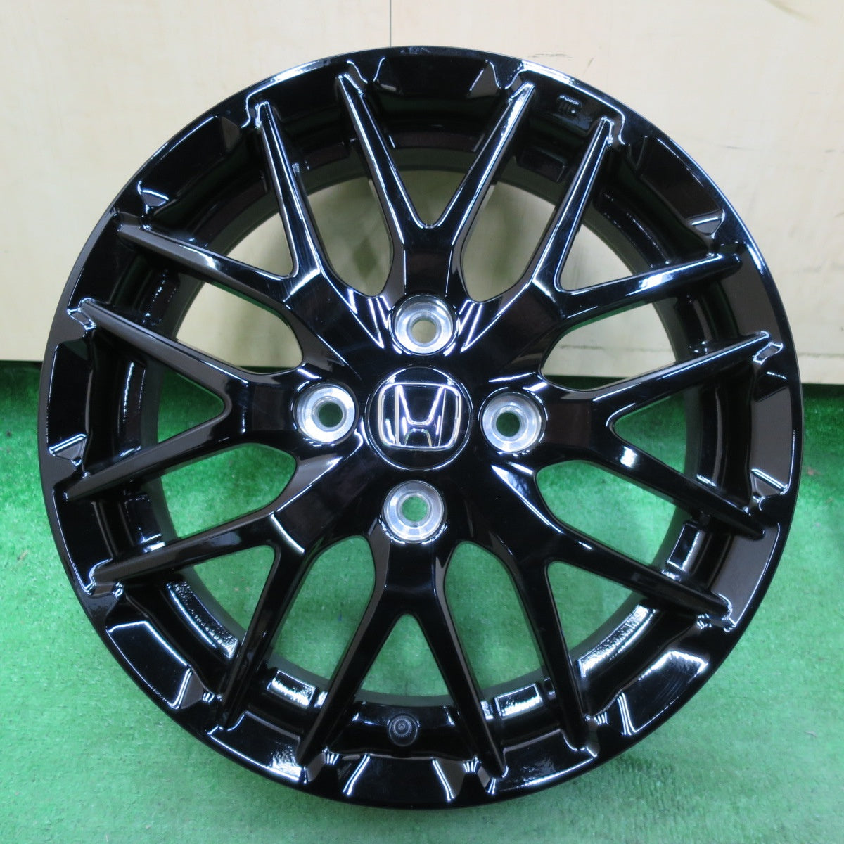 N-ONE RS 純正ブラックホイール 15インチ 4本セット<新車外し>美品 Yahoo!オークション -「n-one 純正 ホイール 15インチ」(自動車