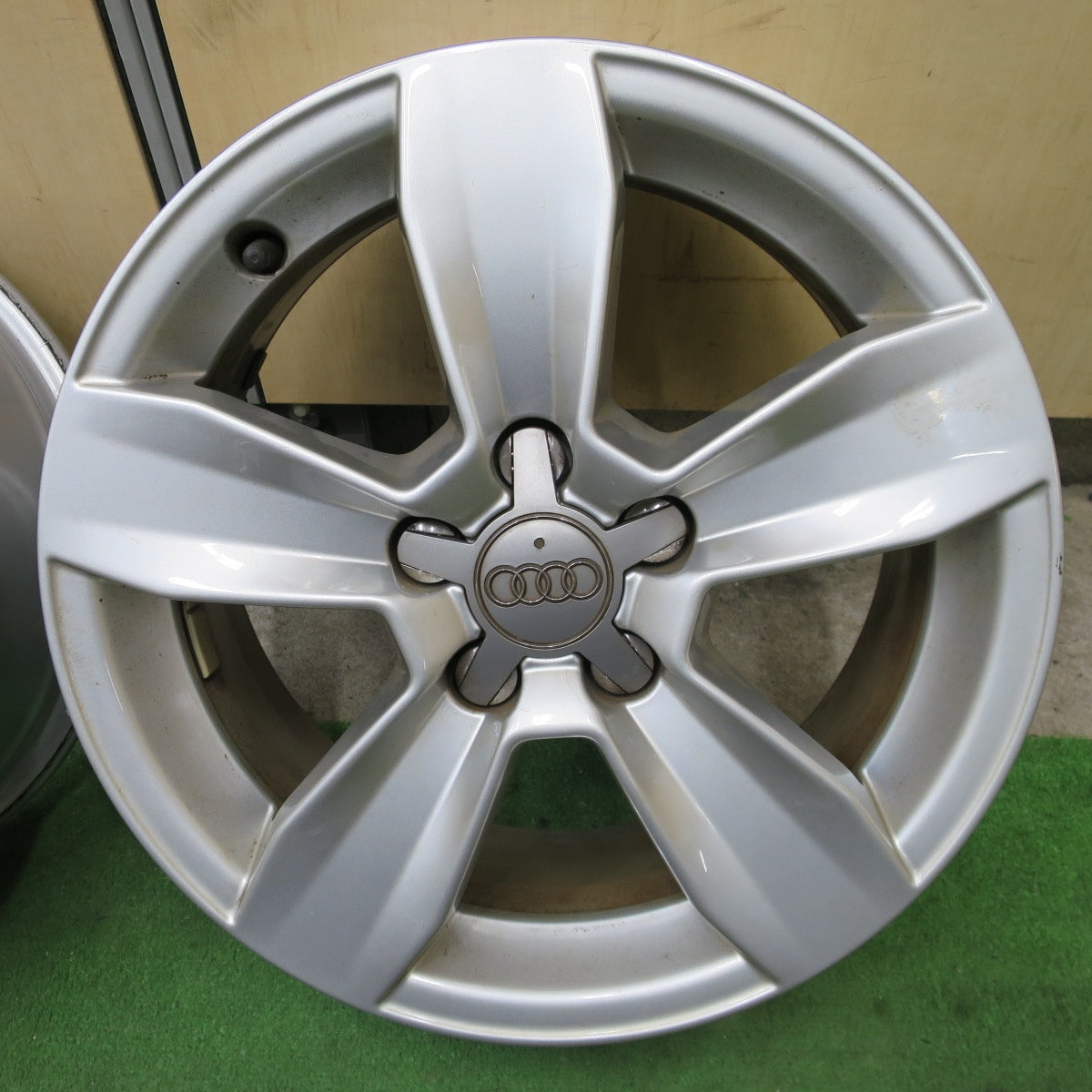 4本価格★アウディ A1 8X 純正 ホイール 15インチ 15×6.0J PCD100/5H★6020701NGホ