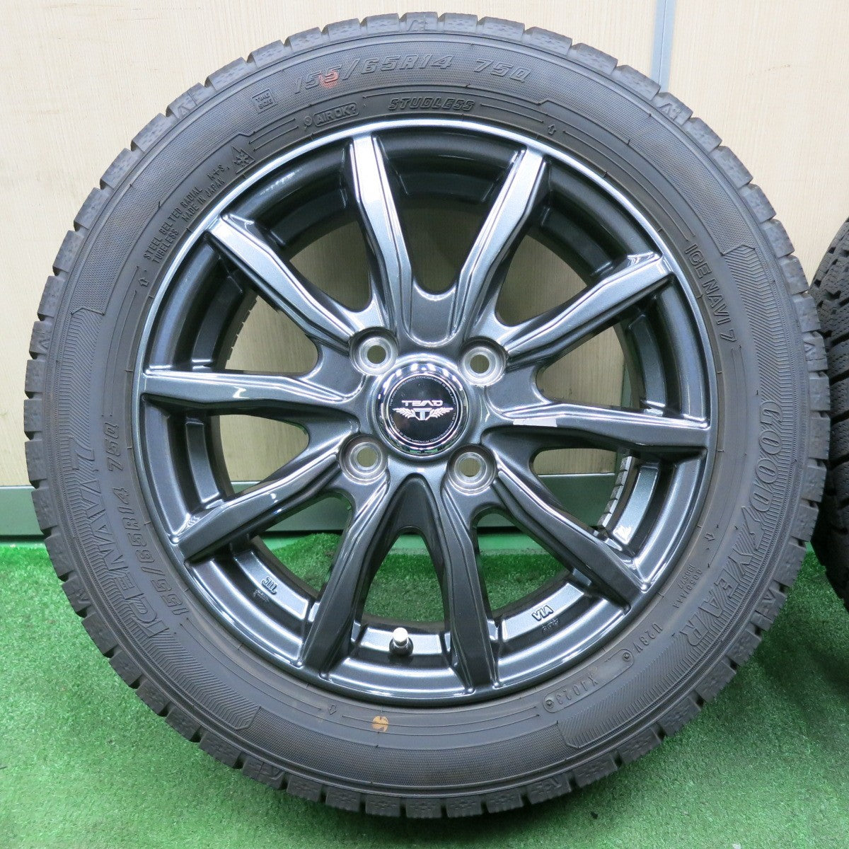*送料無料* 超バリ溝！23年！ほぼ10分★スタッドレス 155/65R14 グッドイヤー アイスナビ7 TEAD テッド 14インチ PCD100/4H★4062901NJス