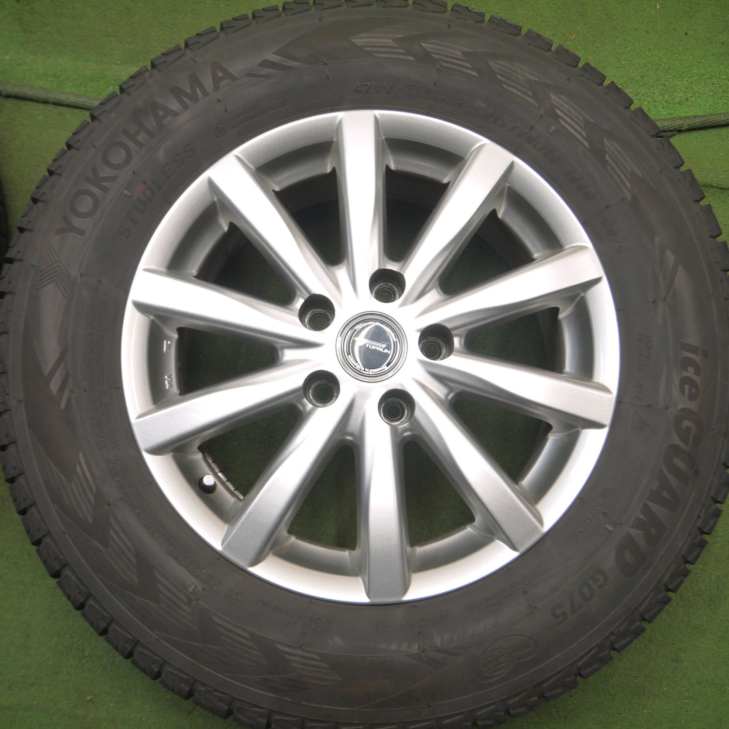 *送料無料* 4本価格★スタッドレス 215/70R16 ヨコハマ アイスガード G075 TOPRUN トップラン 16インチ PCD114.3/5H★4072403Hス