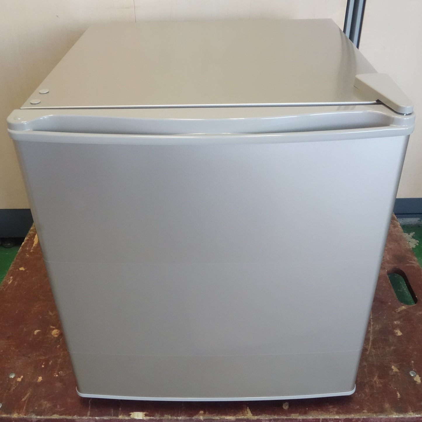 [送料無料] キレイ！24年製☆シンプラス 1ドア 冷蔵庫 SP-47LD-GD 47L 自動霜取り機能付き simplus ジェネレーションパス☆