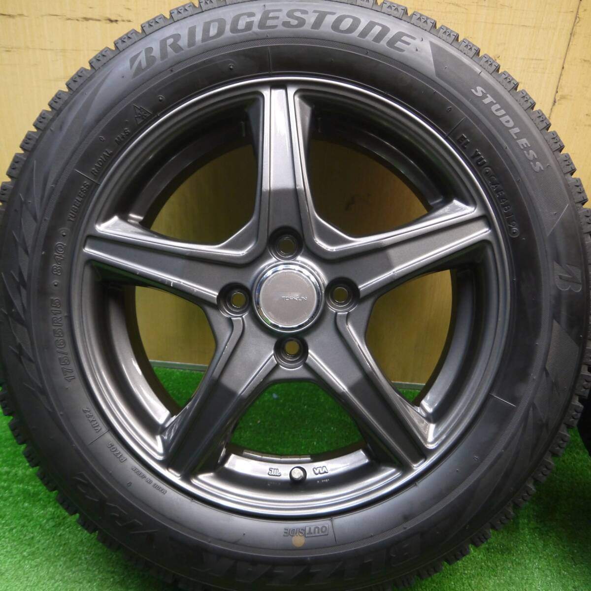 バリ溝！8.5分★スタッドレス 175/65R15 ブリヂストン ブリザック VRX2 TOPRUN トップラン 15インチ PCD100/4H★5010610Hス