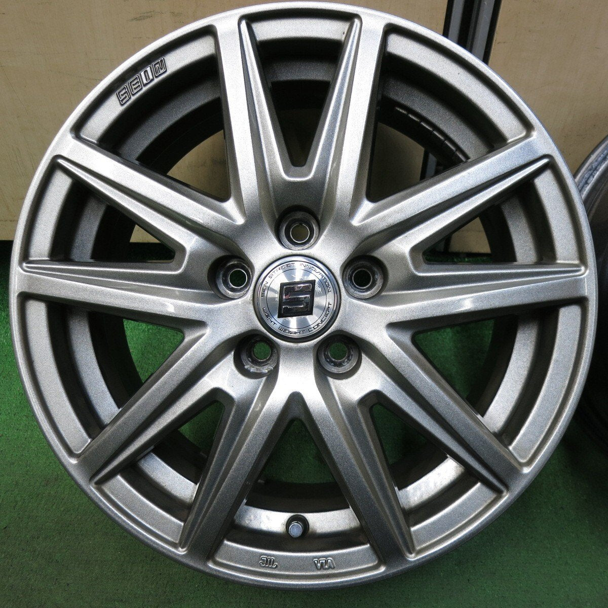 4本価格★プリウス 等 SEIN ザイン 15インチ ホイール 15×6J PCD100/5H★5032109SYホ