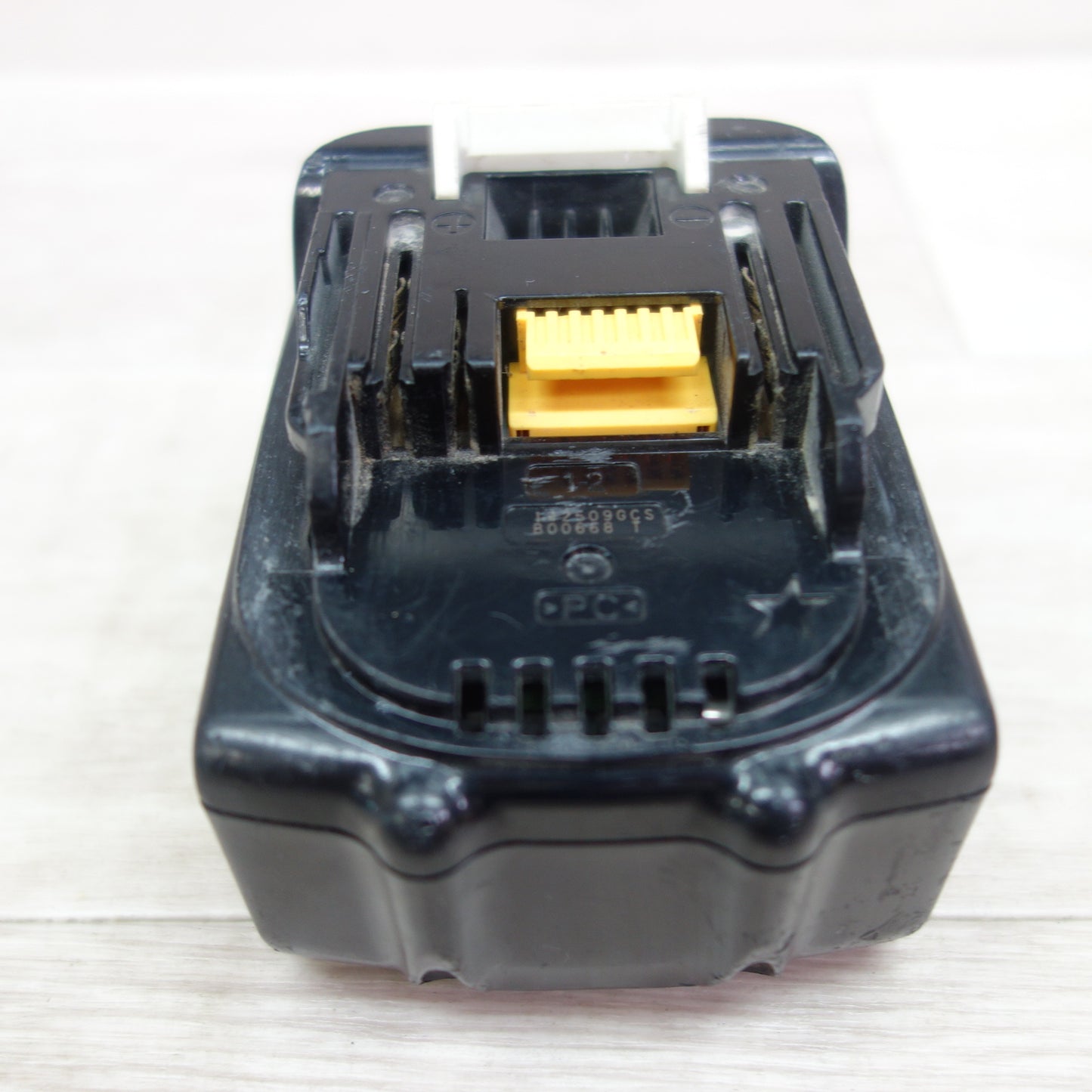 [送料無料] ☆マキタ Li-ion リチウム イオン バッテリー BL1840 DC18V 4.0Ah 72Wh☆