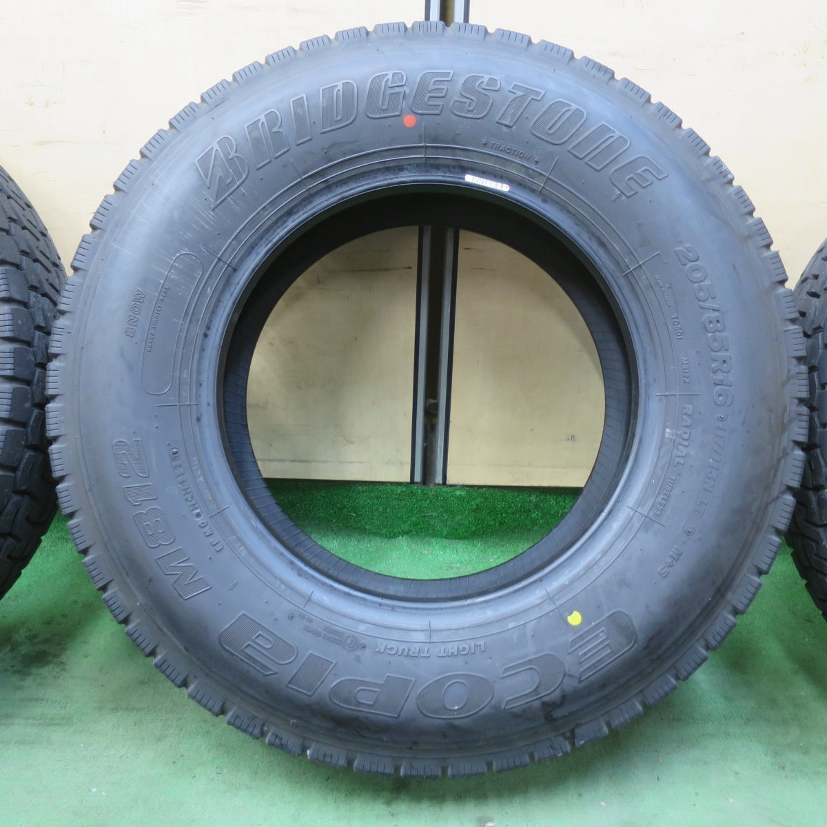 ほぼ未使用！25年！6本★トラック バス タイヤ 205/85R16 117/115N ブリヂストン エコピア M812 ミックス オールシーズン 16インチ★6013107イスタ