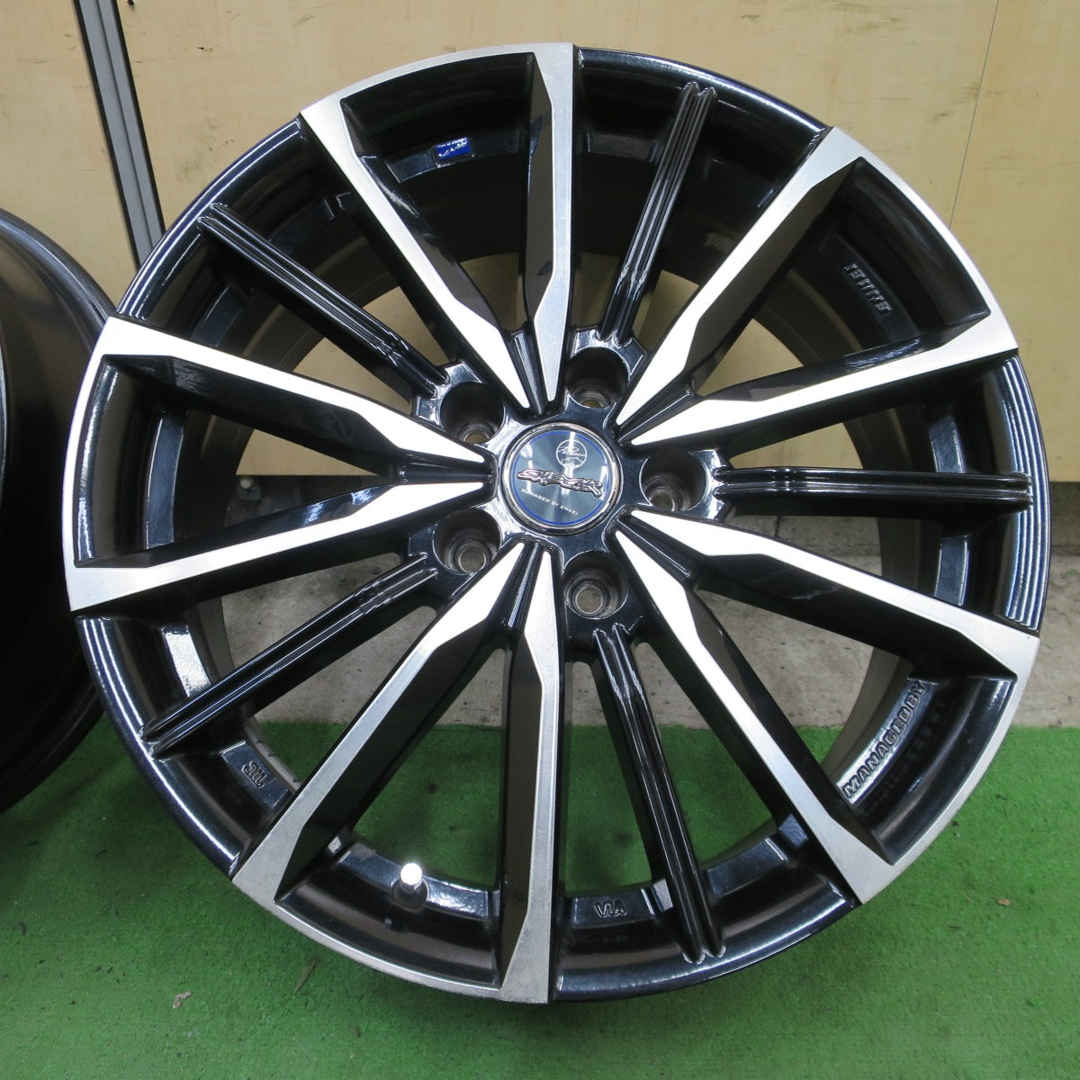 4本価格★SMACK ENKEI VALKYRIE 18インチ スマック エンケイ ヴァルキリー 18×7J PCD114.3/5H★6070601NGホ