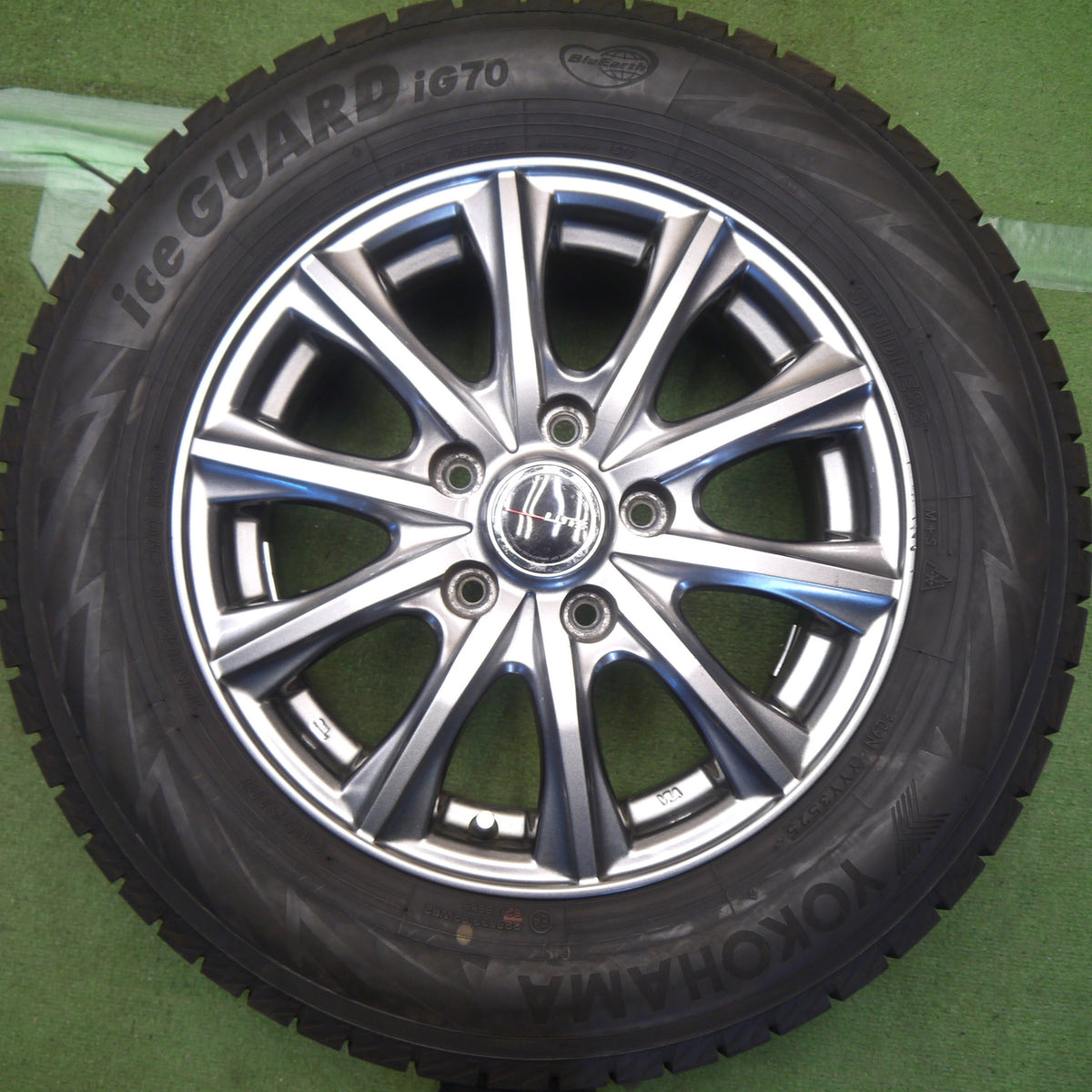 バリ溝！25年！ほぼ10分◎スタッドレス 195/65R15 ヨコハマ アイスガード iG70 LUTZ 社外 アルミ 15インチ PCD114.3/5H◎6100205Hス