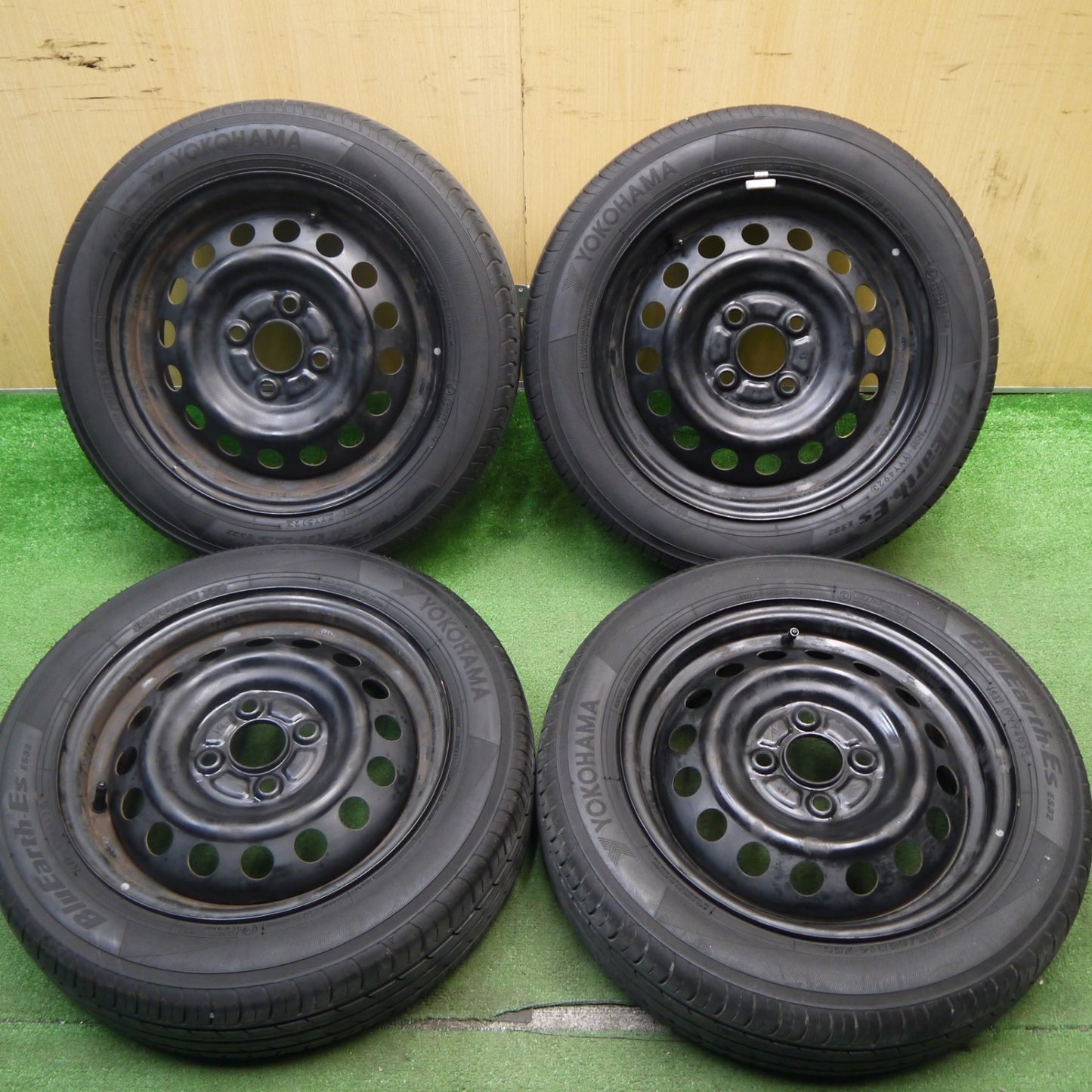 4本価格！23年★155/65R14 ヨコハマ BluEarth-ES ES32 スチール ホイール 14インチ PCD100/4H★5051406Hノ