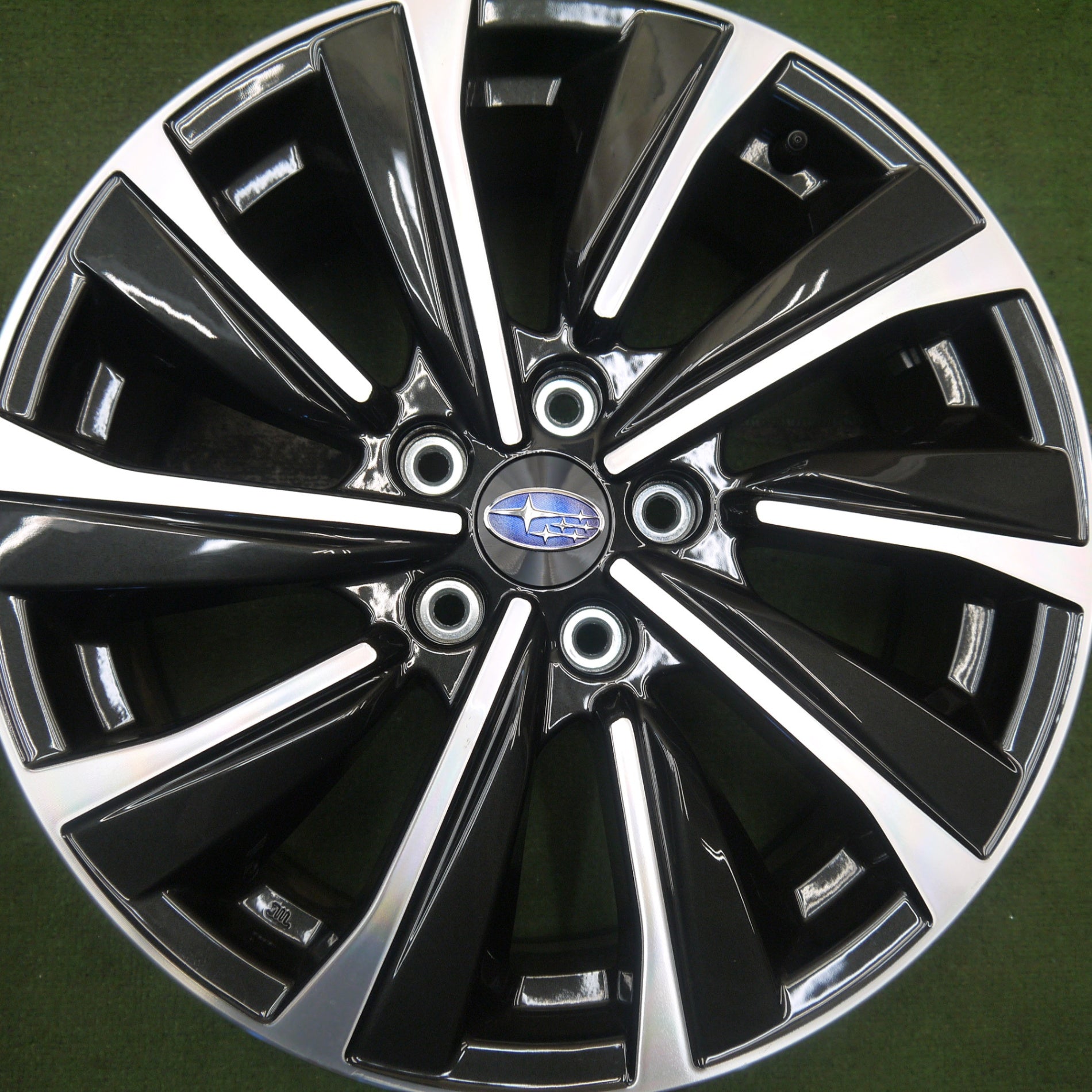 新車レヴォーグSTI　純正18インチホイール (新車外し) 2023年製 新車外し】スバル VN5 レヴォーグ STI Sport 純正 18in