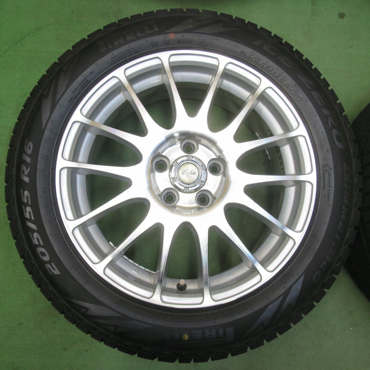 バリ溝！22年！9分★インプレッサ 等 205/55R16 スタッドレス ピレリ アイスゼロ アシンメトリコ Lufin 14SPOKE ラフィン 14スポーク 16インチ PCD100/5H★6010605イス
