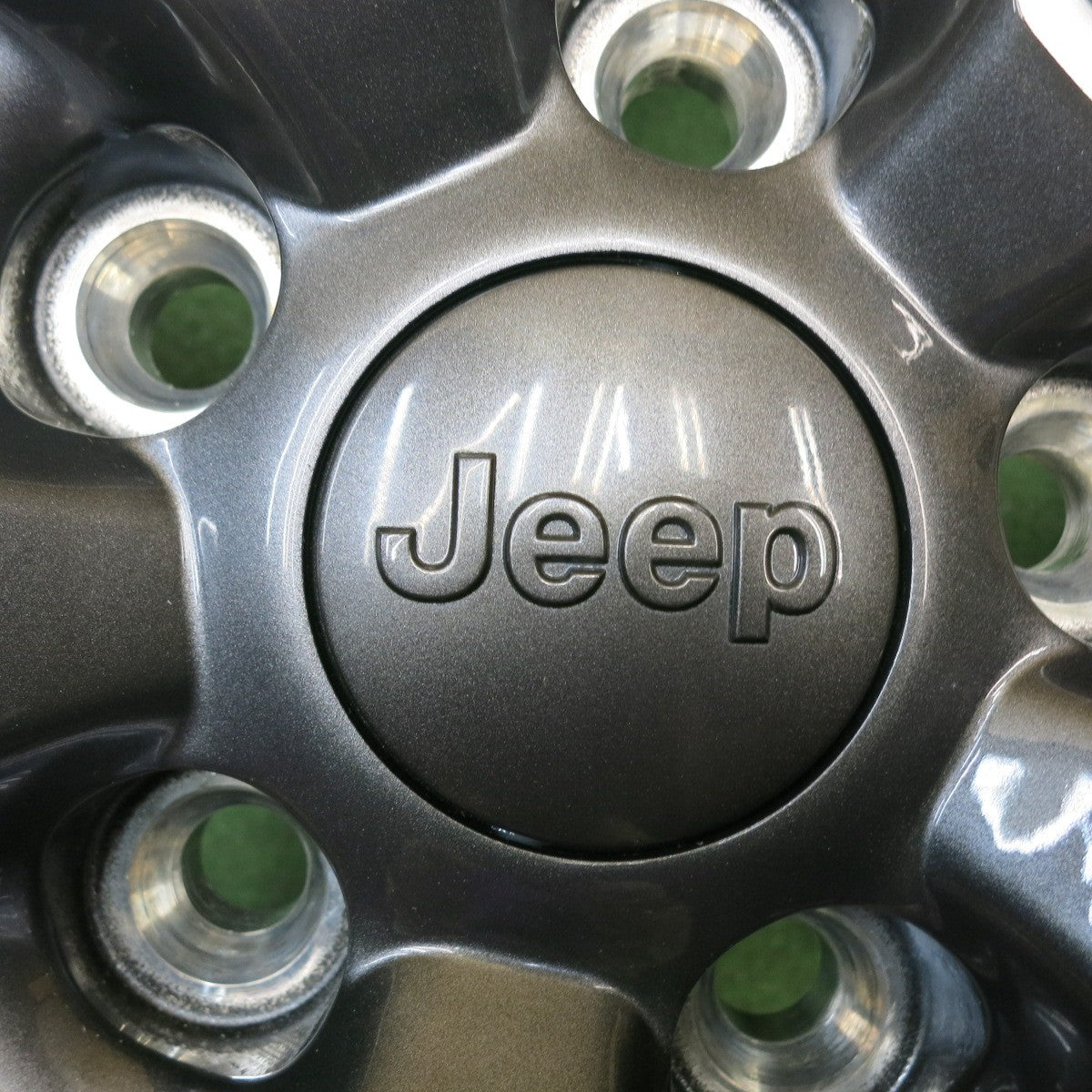 キレイ！5本★JEEP ジープ JL ラングラー アンリミテッド サハラ 純正 ホイール 18インチ 18×7.5J PCD127/5H★6071106HAホ