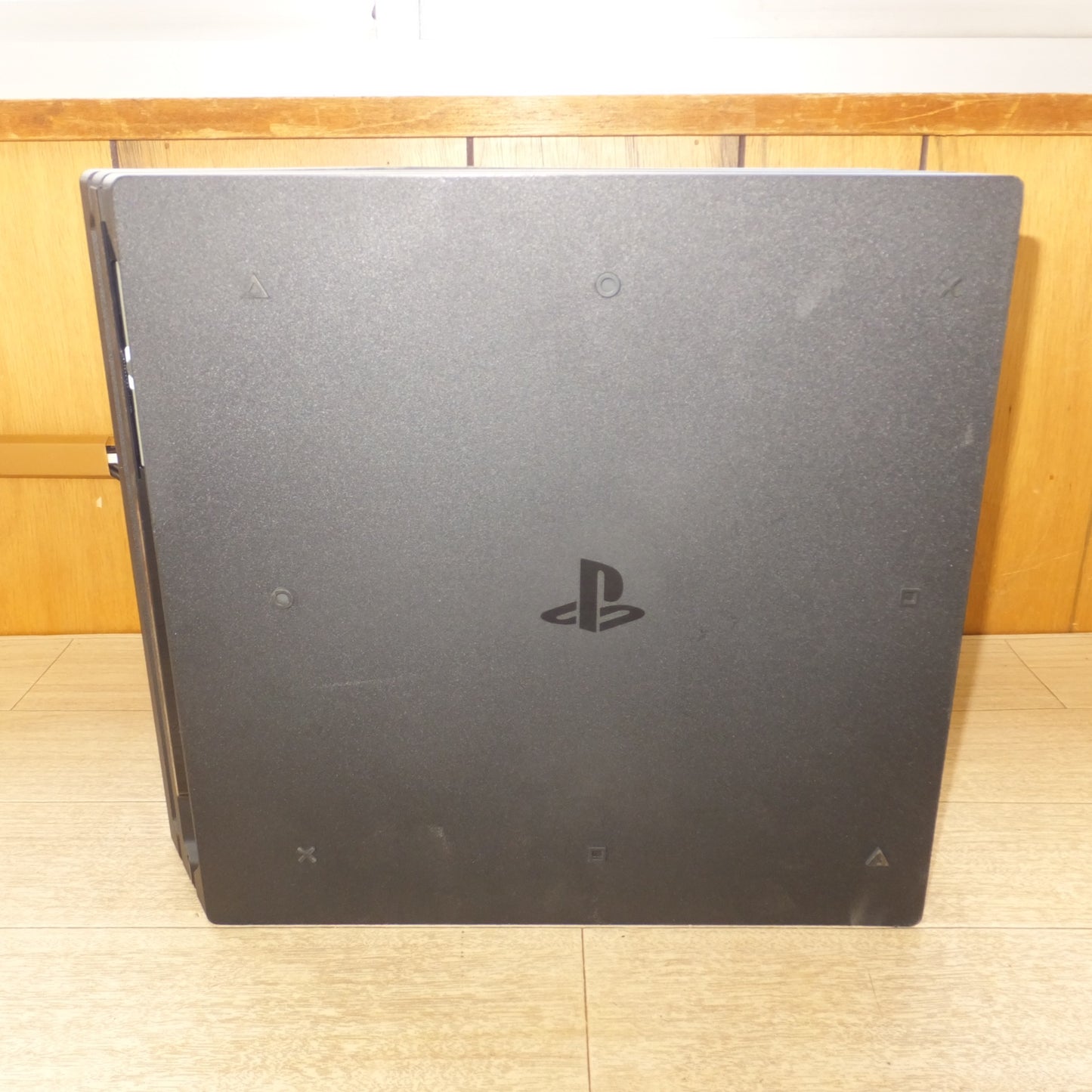 [送料無料] 現状品★ソニー SONY プレイステーション4Pro PlayStation4Pro CUH-7000B 1TB　HDMIケーブル なし★