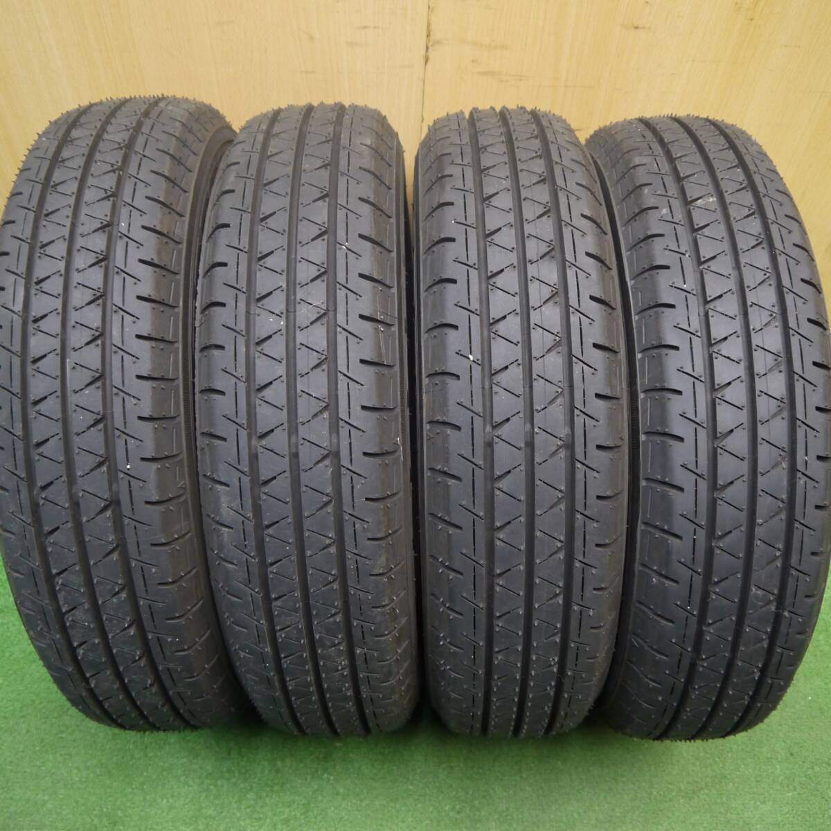 新車外し 24年★145/80R12 80/78N ヨコハマ BluEarth-Van RY55 タイヤ 12インチ 軽トラ 軽バン バモス エブリイ等★5031401Hノタ
