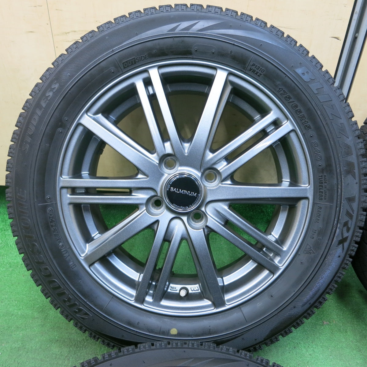 [送料無料] キレイ！20年★スタッドレス 175/65R15 ブリヂストン ブリザック VRX BALMINUM バルミナ 15インチ PCD100/4H★4111911SYス