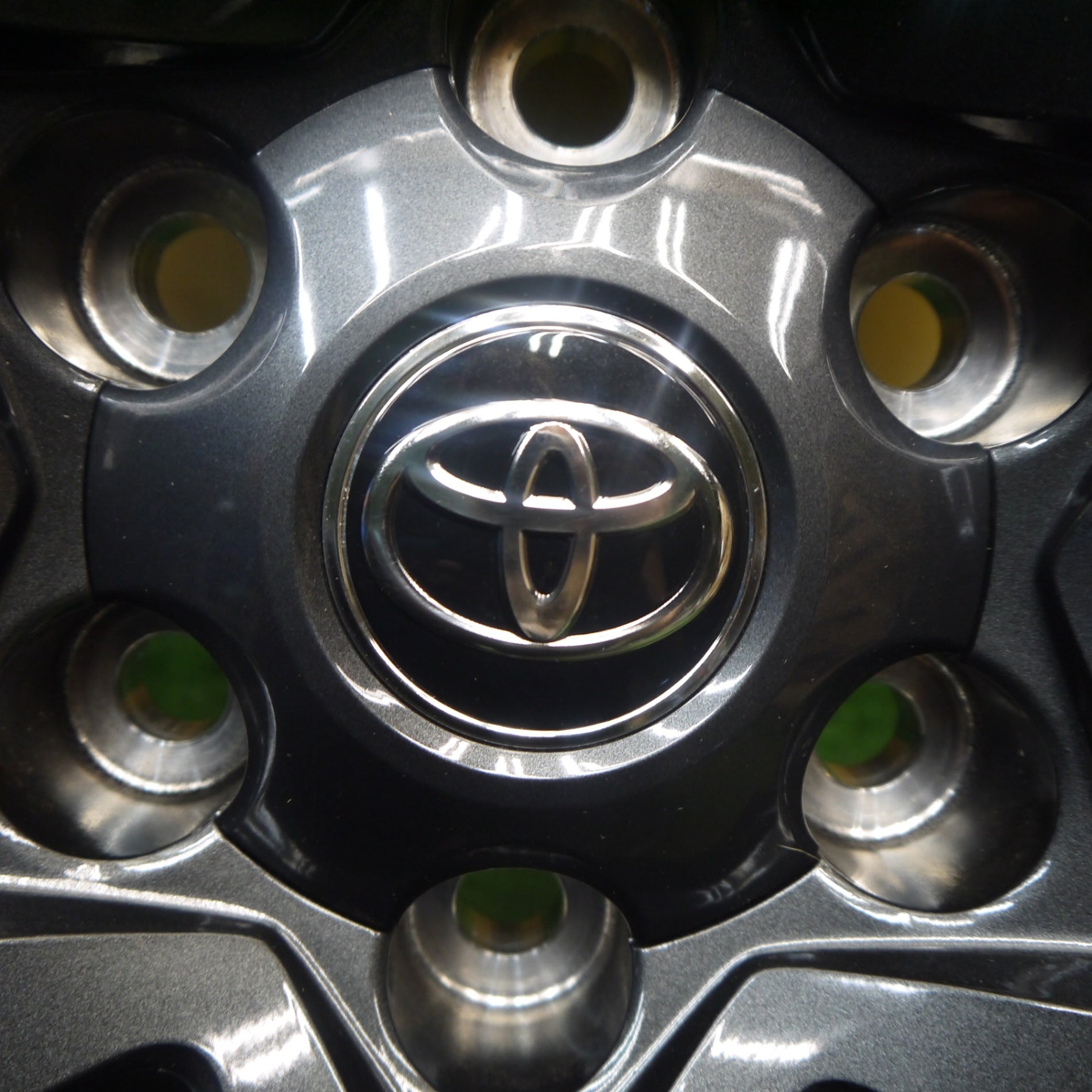 新車外し☆トヨタ GUN125 ハイラックス Z グレード 純正 ホイール 17