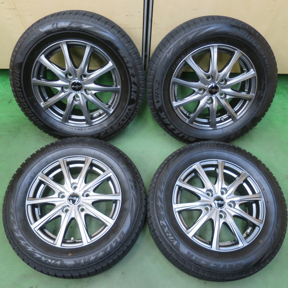 バリ溝！キレイ！9分★スタッドレス 195/65R15 ブリヂストン ブリザック VRX2 EuroSpeed MANARAY SPORT ユーロスピード 15インチ PCD114.3/5H★5112103イス