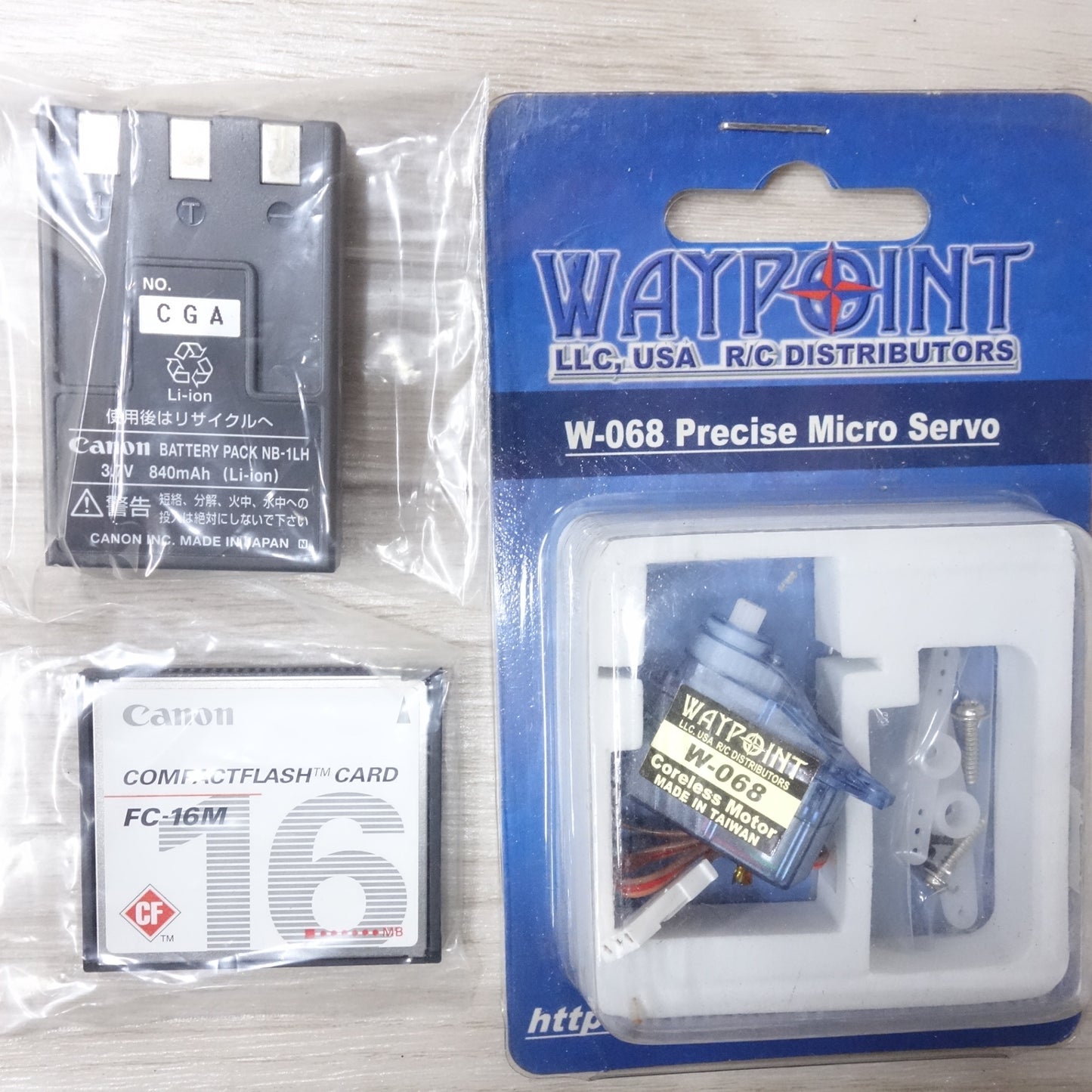 [送料無料] 大量！まとめ売り◆アメ車 カー パーツ SUM-G1527 SUM-G1790 SUM-G4990 W-068 71633N SUM-G2999 SPE-3704 HYP-4028 等 現状品⑤◆