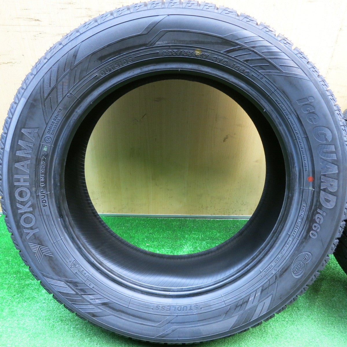 未使用！22年★スタッドレス 225/55R17 ヨコハマ アイスガード iG60 タイヤ 17インチ XV アルファード アウトランダー アテンザ 等★5123104HAスタ