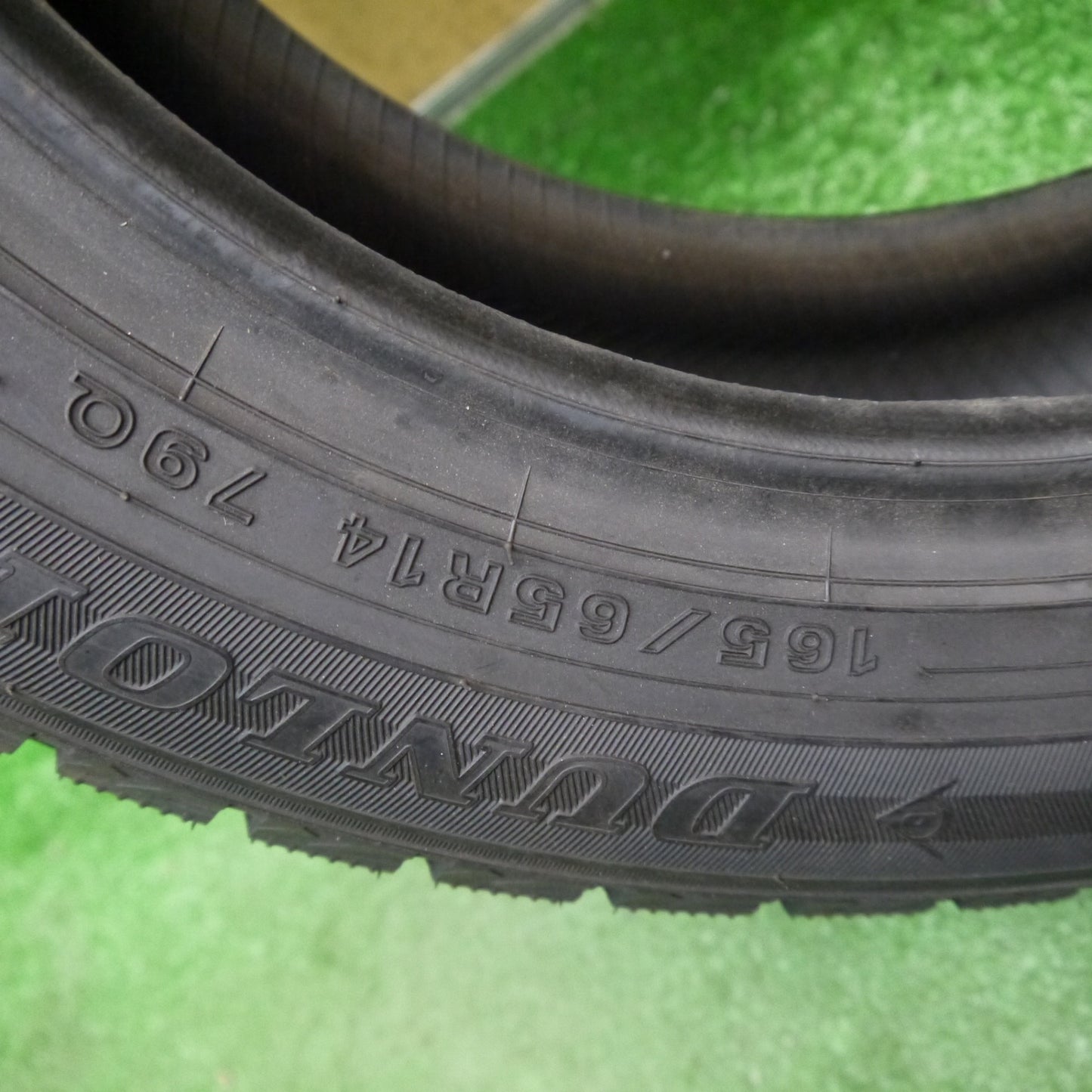 未使用！22年！1本★スタッドレス 165/65R14 ダンロップ ウインターマックス WM02 タイヤ 14インチ ソリオ ハスラー デリカ D:2 タンク ルーミー 等★6022406Hス