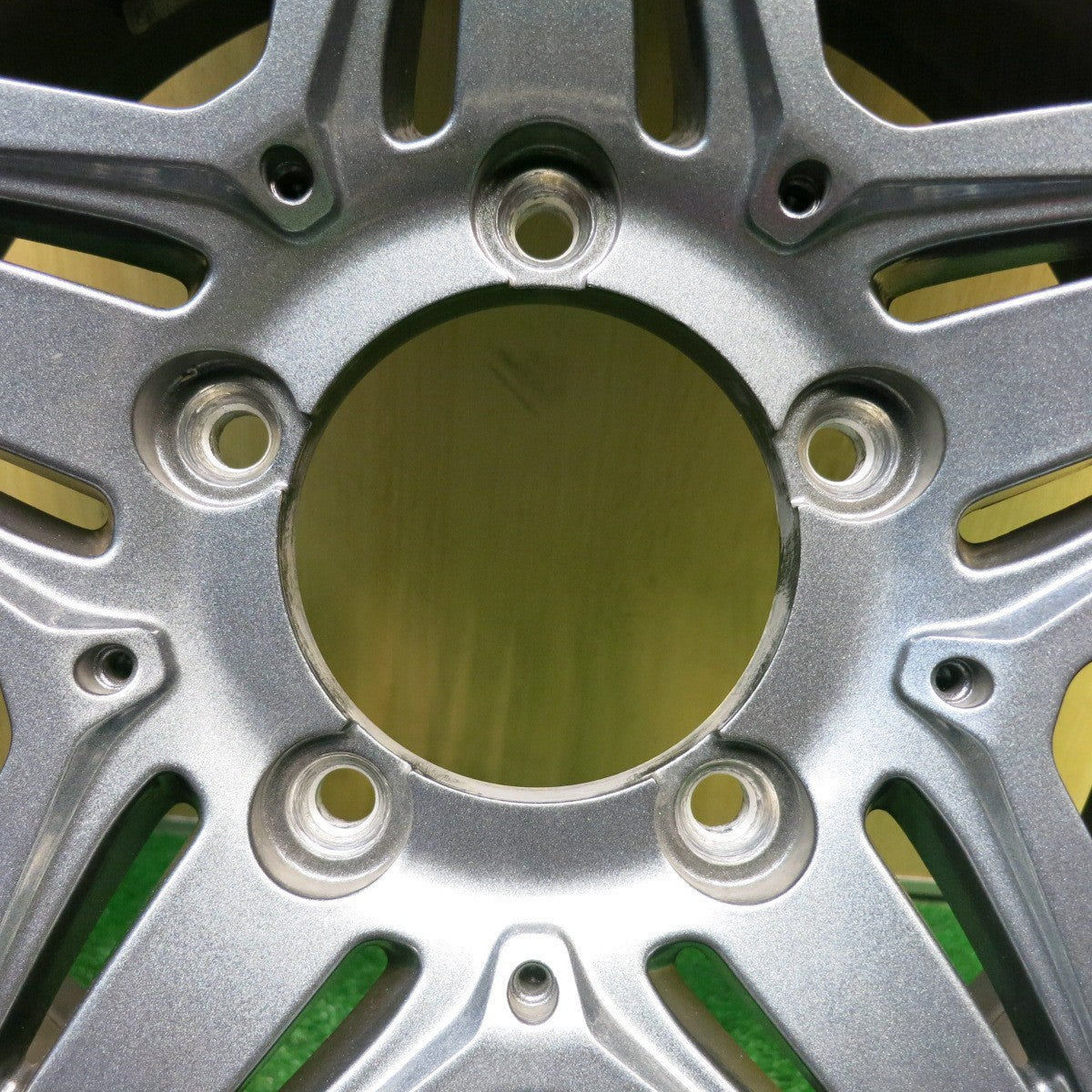 キレイ！21年★ジムニー 等 MAD CROSS JB-01 195/80R15 スタッドレス ブリヂストン ブリザック DM-V2 マッドクロス 15インチ PCD139.7/5H★5121111HAス