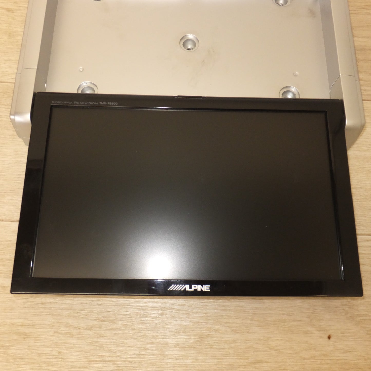 [送料無料] 現状品★アルパイン ALPINE 10.2型LED WVGAリアビジョン TMX-R2200/MG(19★
