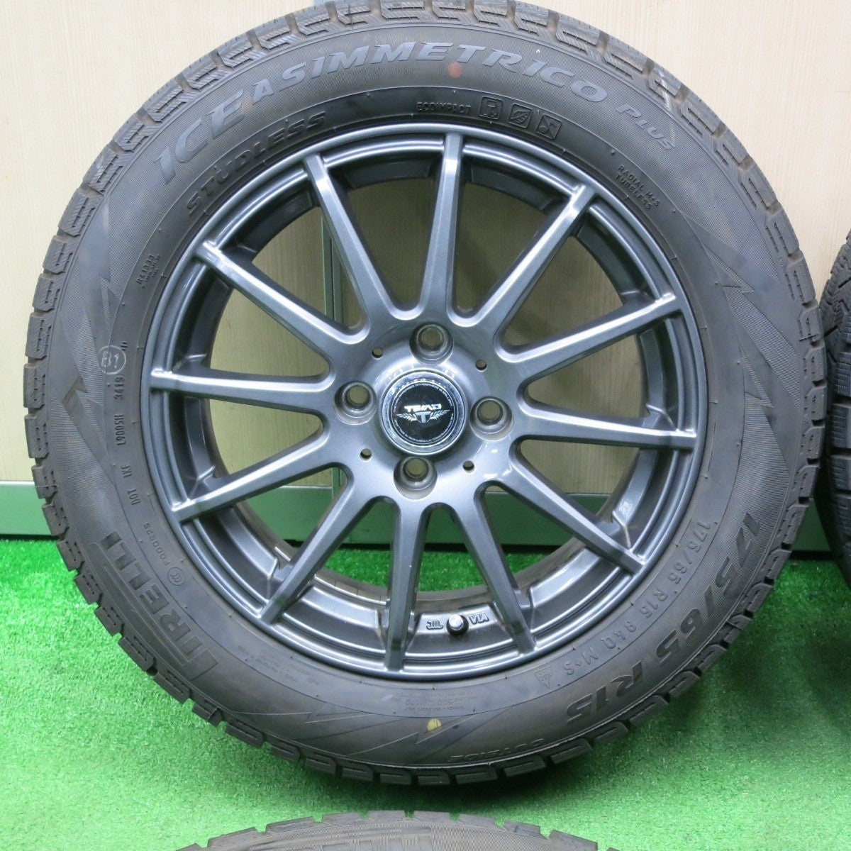 キレイ★スタッドレス 175/65R15 ピレリ アイスアシンメトリコ プラス TEAD テッド 15インチ PCD100/4H★4121401NJス