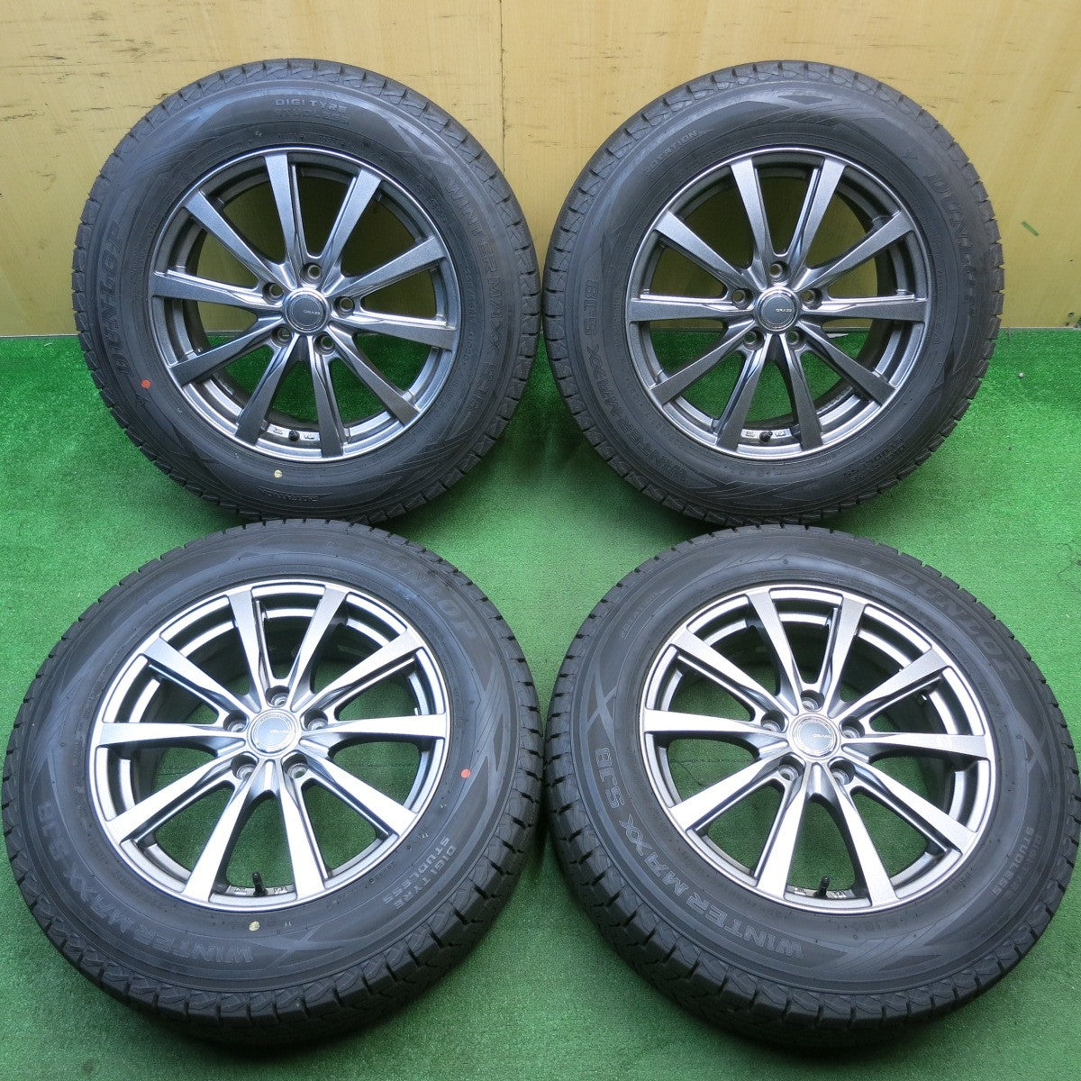 バリ溝！23年！キレイ！9.5分以上★スタッドレス 225/65R17 ダンロップ ウインターマックス SJ8 GRASS グラス 17インチ PCD114.3/5H★5041507TNス