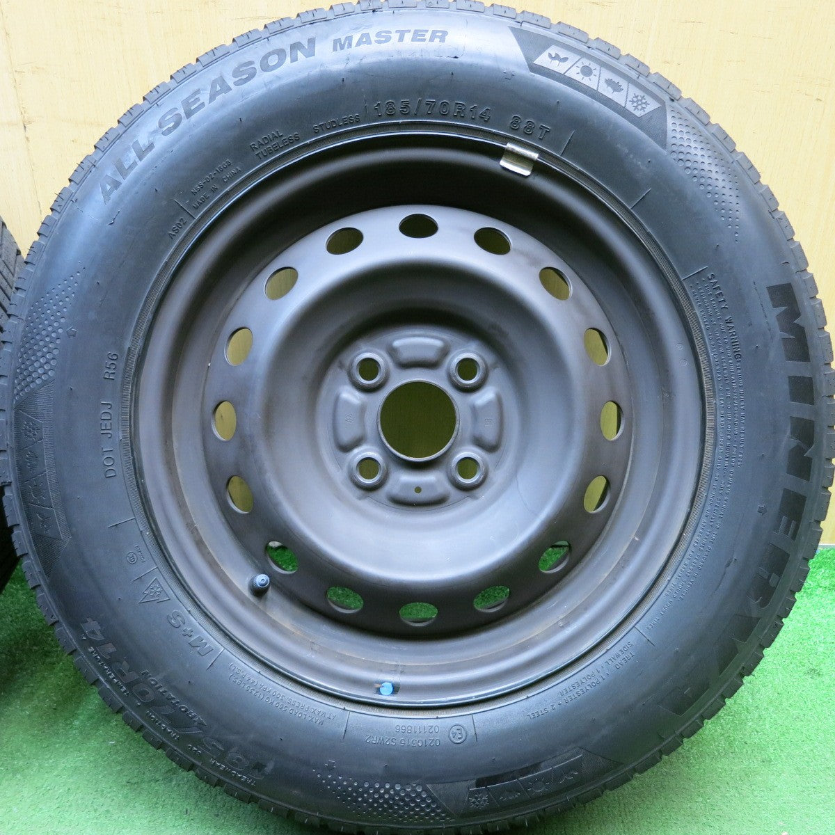 キレイ！22年★185/70R14 ミネルバ オールシーズン マスター スチール ホイール 14インチ PCD100/4H★5100405HAノ