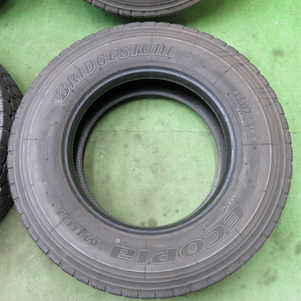 バリ溝！24年！9分★トラック タイヤ 265/70R19.5 140/138J ブリヂストン エコピア M801Ⅱ ミックス オールシーズン 19.5インチ★5122902ナスタ