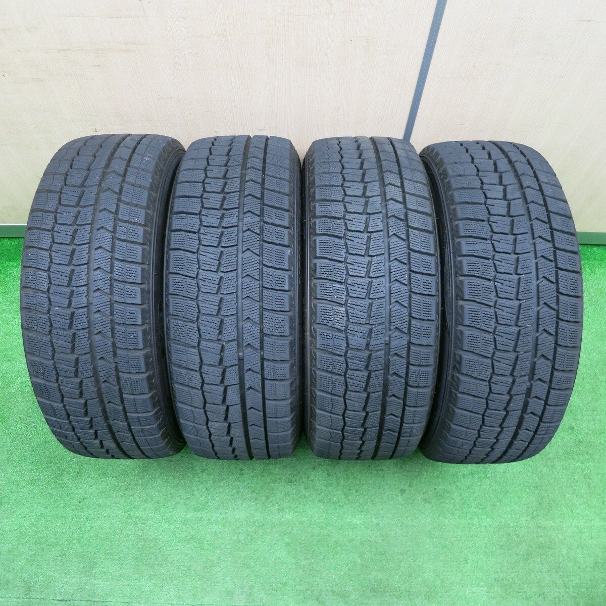 バリ溝 21年 キレイ 9.5分★ワーゲン等 BORBET タイプV 205/55R16 スタッドレス ダンロップ WM02 PCD112/5H★4102802NJス
