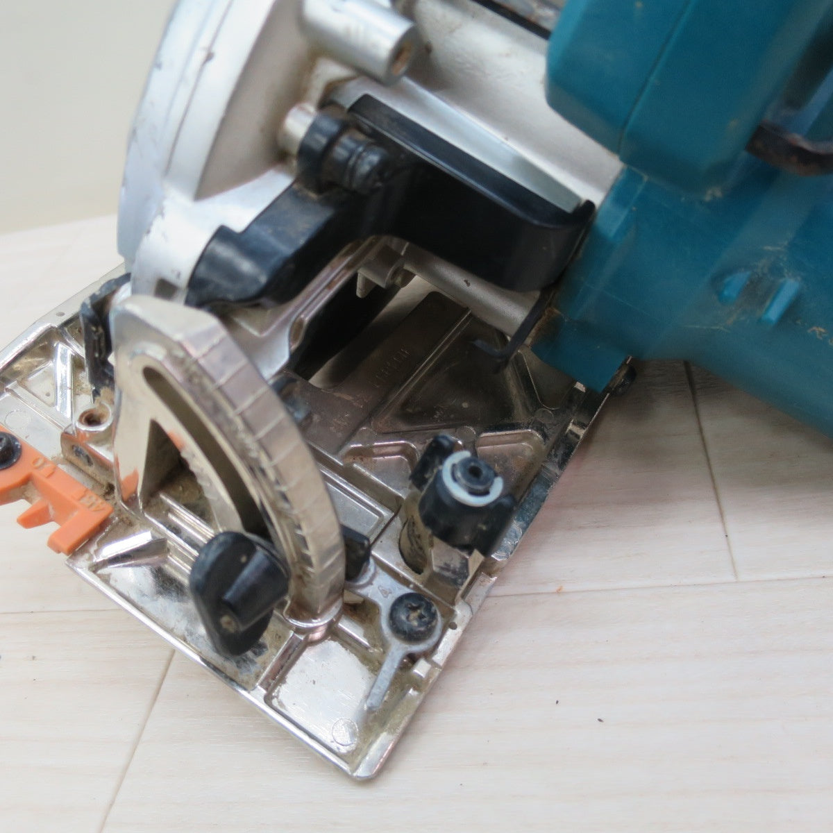 ☆マキタ 165mm 充電式 マルノコ HS631D 電動 工具 切断機 木工用 超硬 丸のこ 丸ノコ 丸鋸 makita 18V☆