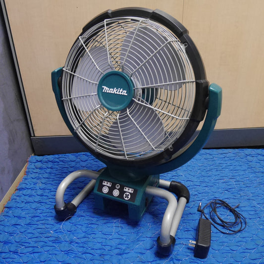 [送料無料] ☆マキタ 充電式 産業扇 CF300D 羽根径 330mm 扇風機 現場 作業 用 makita 本体のみ☆