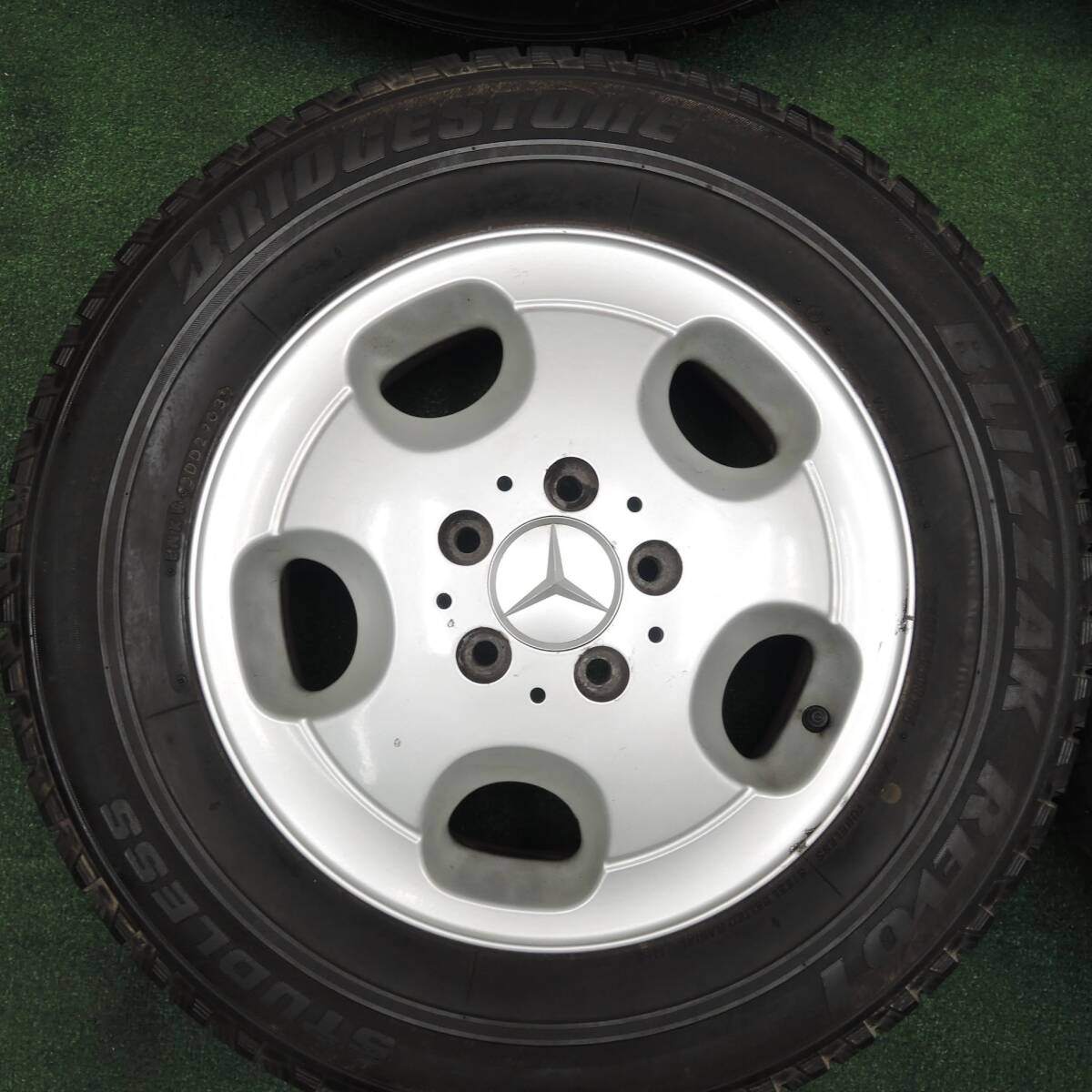 4本価格★ベンツ Vクラス W638 純正 215/65R15 スタッドレス ブリヂストン ブリザック REVO1 PCD114.3/5H★3110806TNス