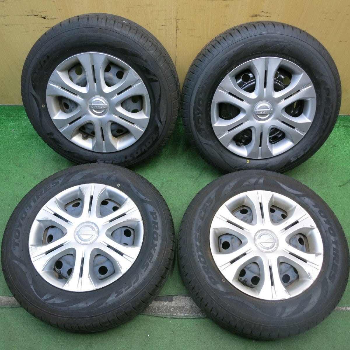 未使用！24年！バリ溝！9.5分★日産 E12 ノート 純正 スチール 185/70R14 トーヨー プロクセス CF3 14インチ PCD100/4H★5081004HAノ
