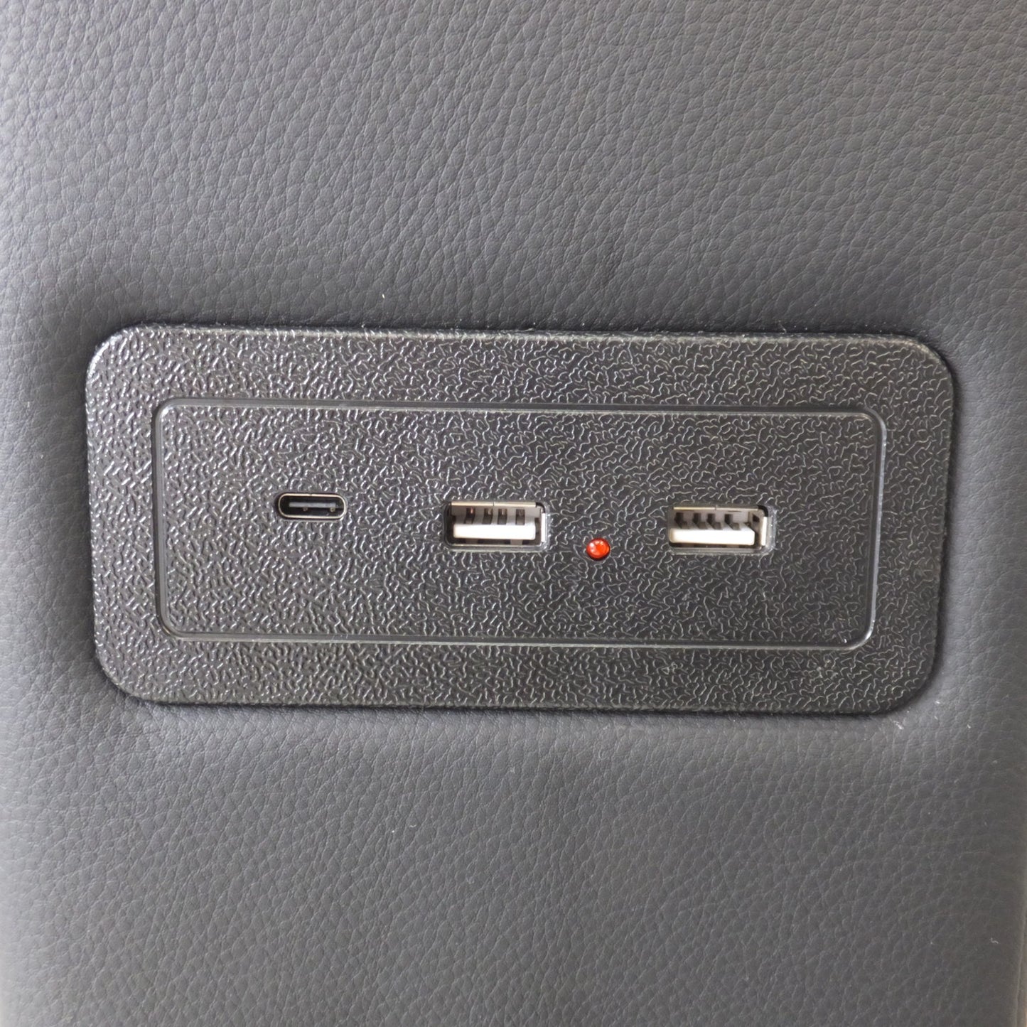 [送料無料] ★センターコンソール 社外品　トヨタ TOYOTA ルーミーなど　メーカー 形式 不明★