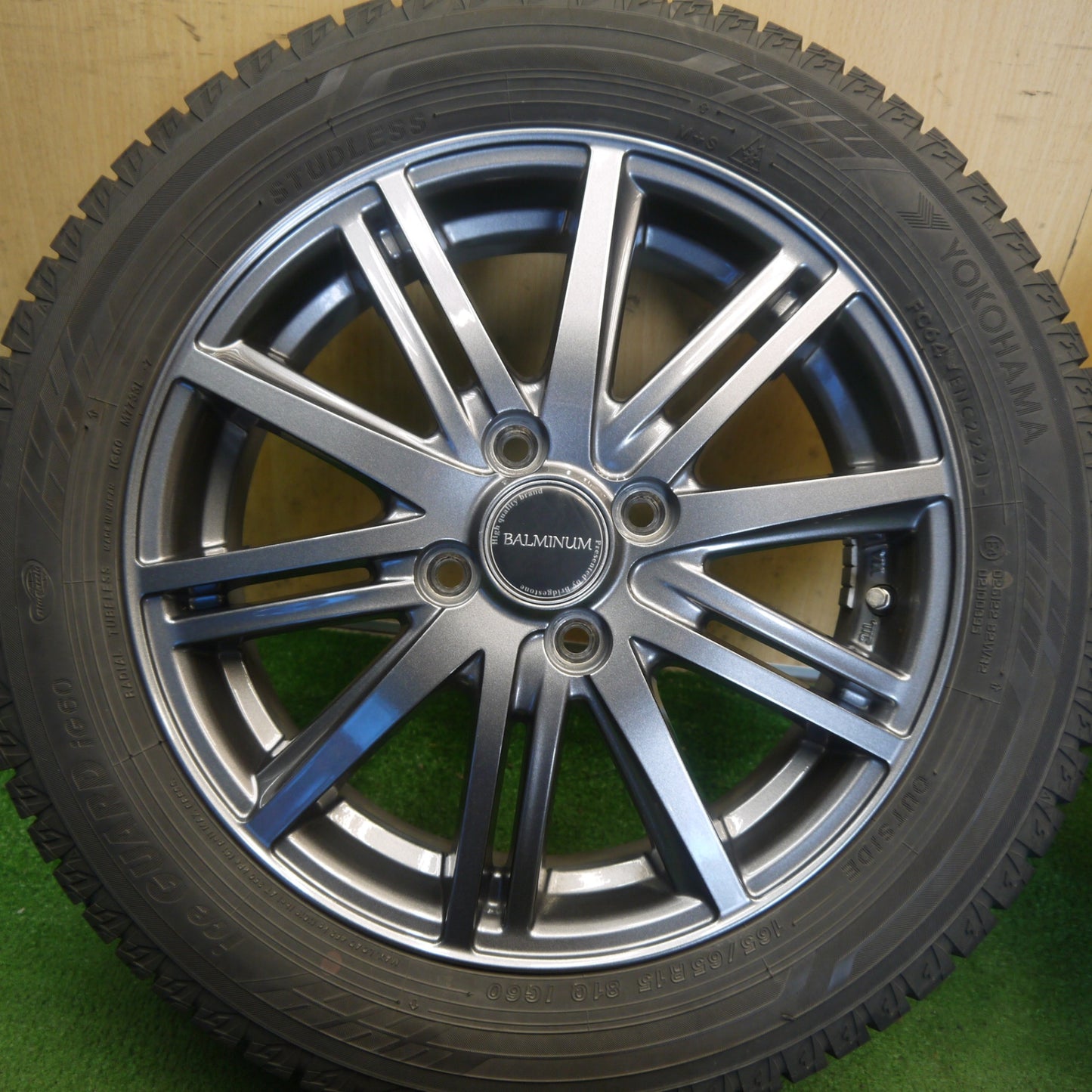 バリ溝！キレイ！8.5分◎スタッドレス 165/65R15 ヨコハマ アイスガード iG60 BALMINUM BR10 バルミナ 15インチ タフト ソリオ 等 PCD100/4H◎6081904Hス