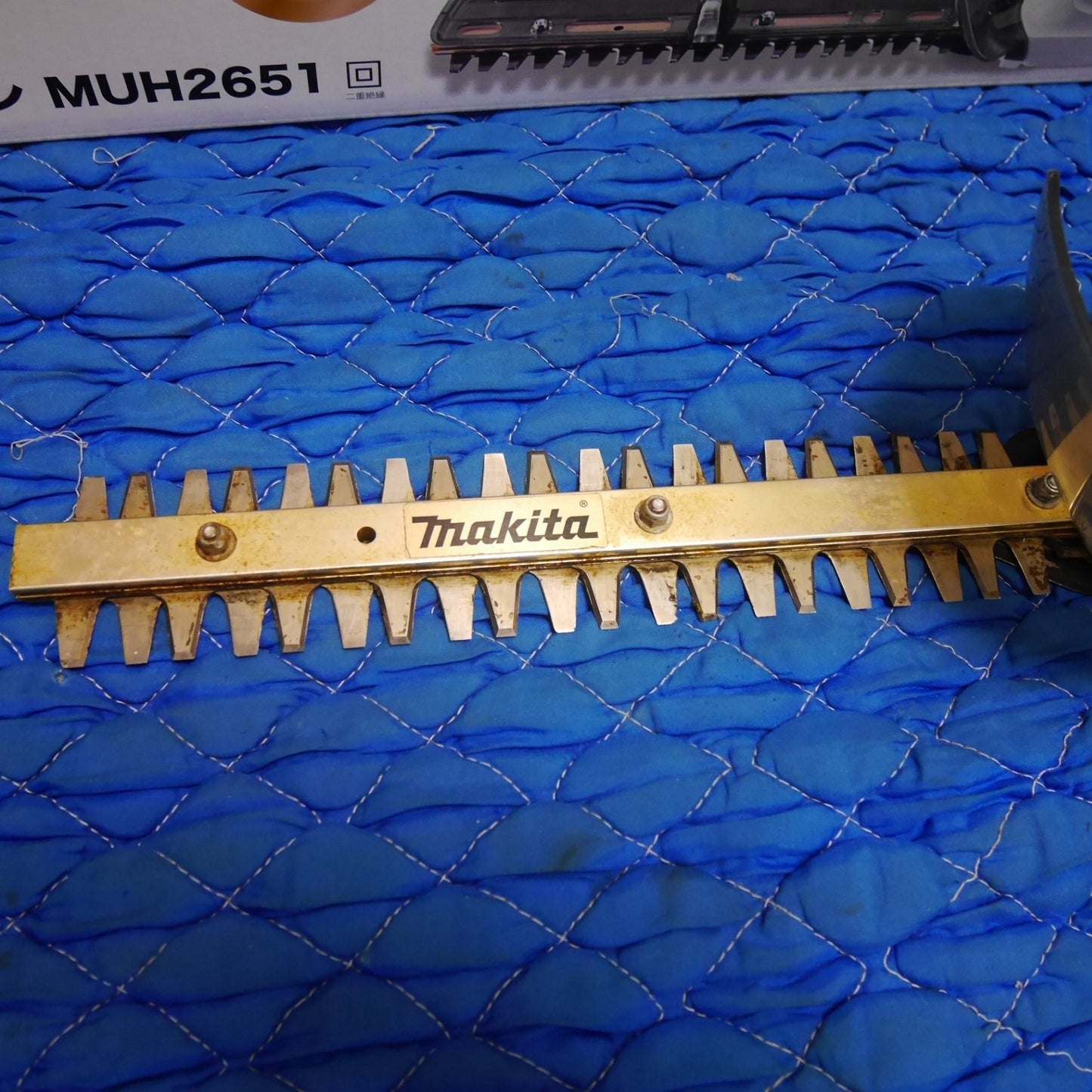 [送料無料] ☆マキタ 260mm ミニ 生垣 バリカン MUH2651 ヘッジトリマー 剪定 草刈機 草刈り機 makita☆