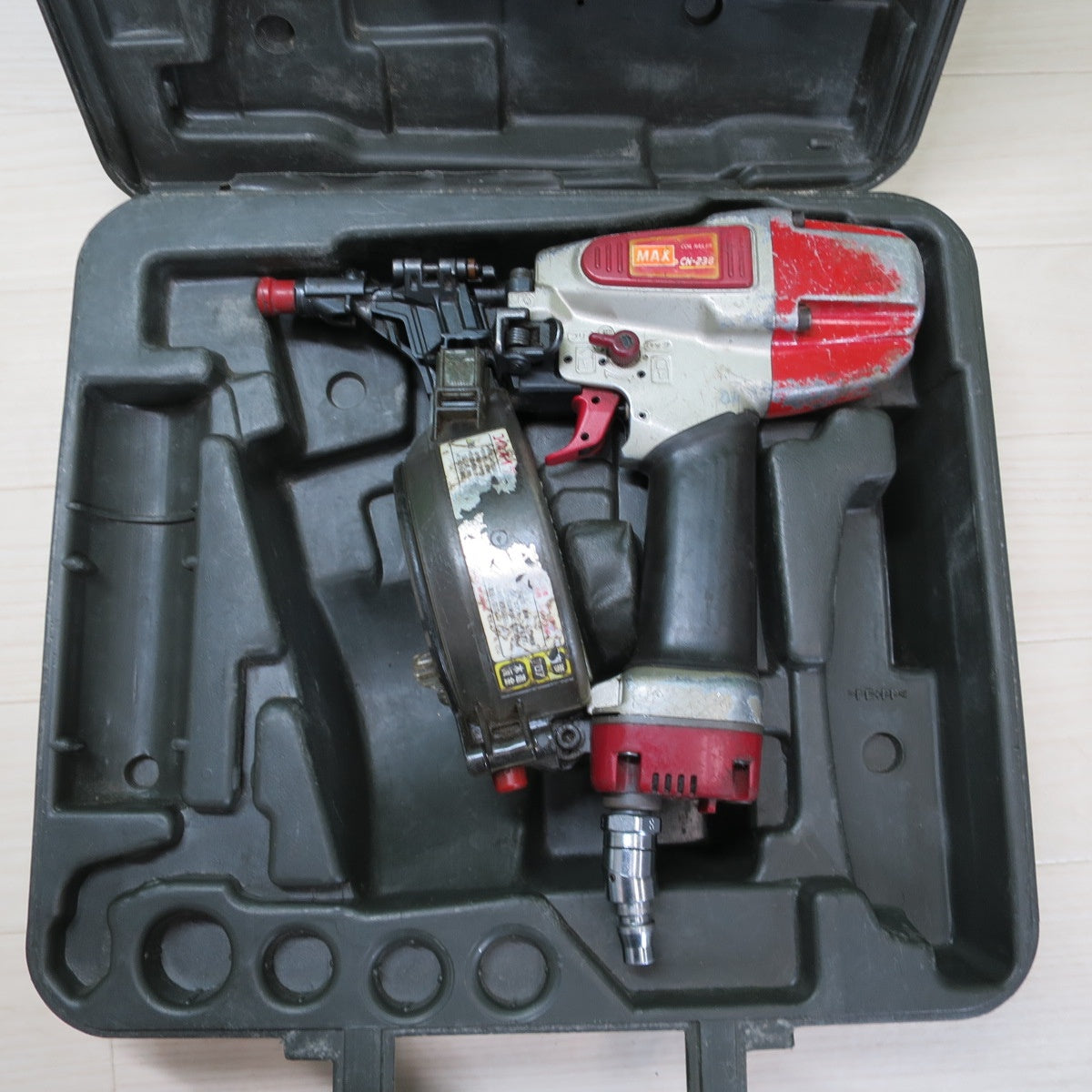 [送料無料] ☆マックス MAX 38mm 常圧 釘打機 コイル ネイラ CN-238 ケース付き 釘打ち MAX エア工具 ②☆