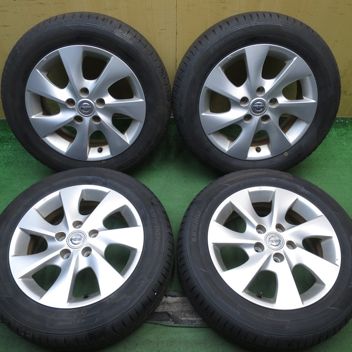 バリ溝！24年！キレイ！9.5分◎日産 C26 セレナ 純正 195/60R16 ハンコック キナジー エコ2 16インチ PCD114.3/5H◎6090901NJノ