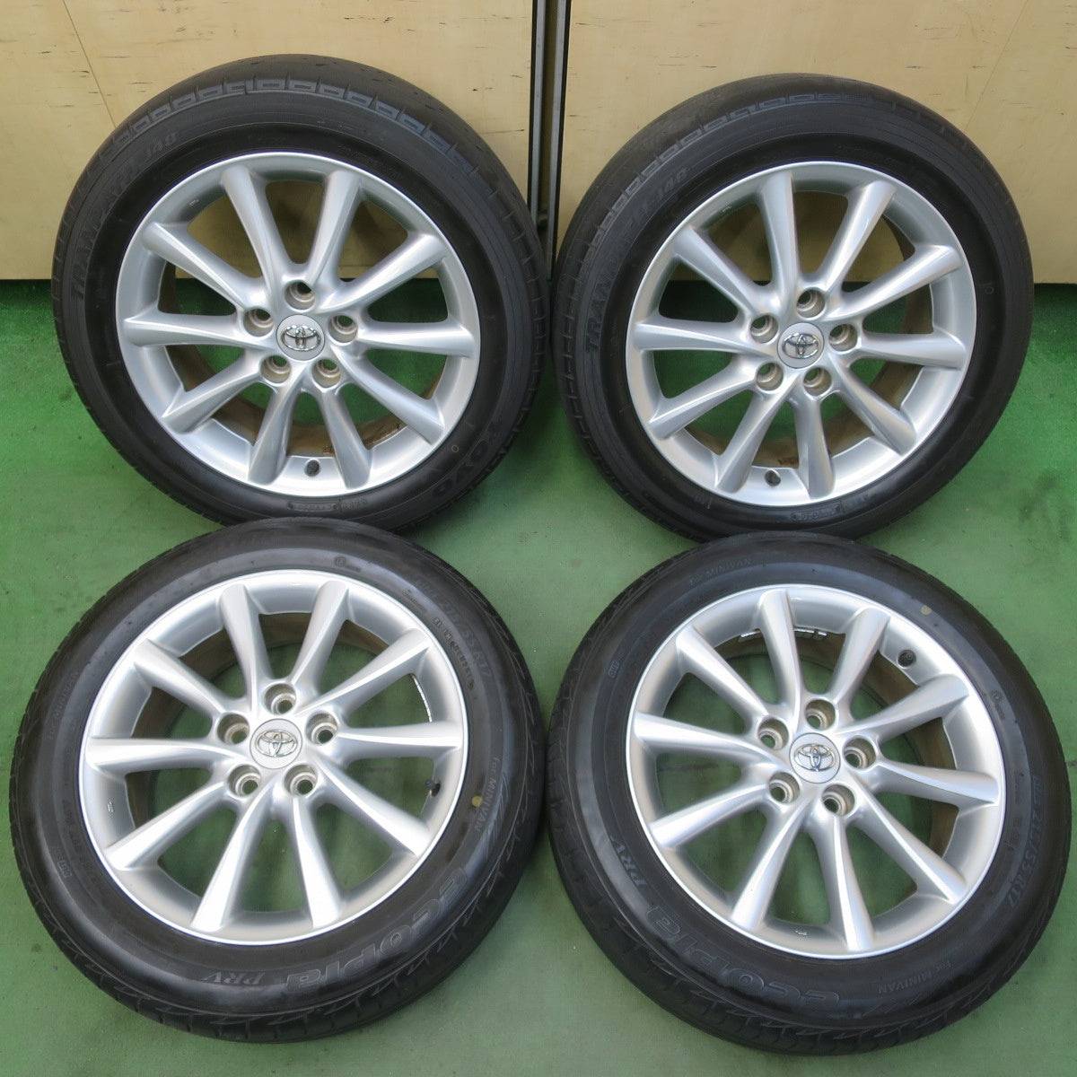 キレイ★トヨタ 50系 エスティマ アエラス 純正 215/55R17 トーヨー トランパス J48 ブリヂストン エコピア PRV 17インチ PCD114.3/5H★6040904イノ