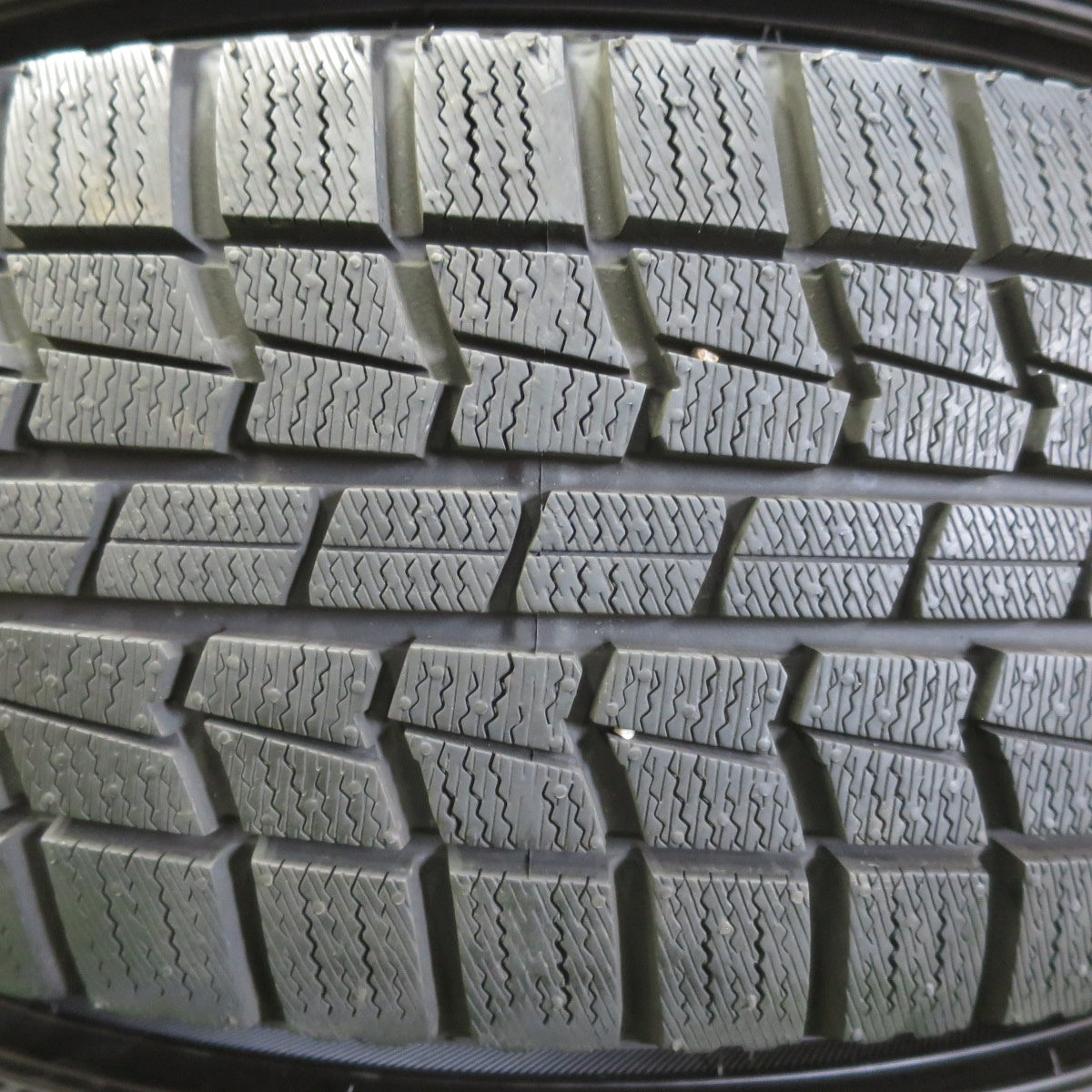 超バリ溝！21年！キレイ！ほぼ10分★プリウス 等 195/65R15 スタッドレス オートバックス ノーストレック N3i LEBEN レーベン 15インチ PCD100/5H★5053001イス