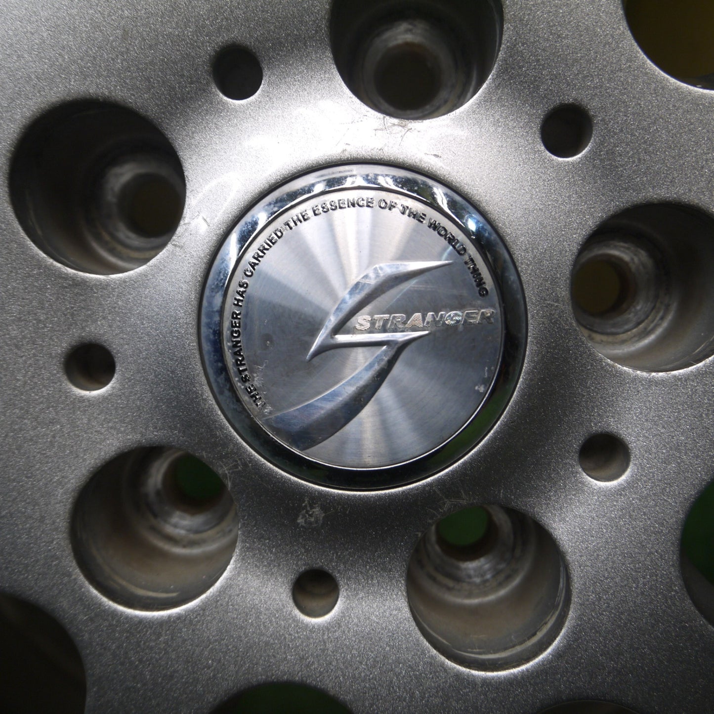*送料無料* バリ溝！20年！9.5分★スタッドレス 195/65R15 ダンロップ ウインターマックス WM02 STRANGER ストレンジャー 15インチ PCD114.3/5H★4040814Hス