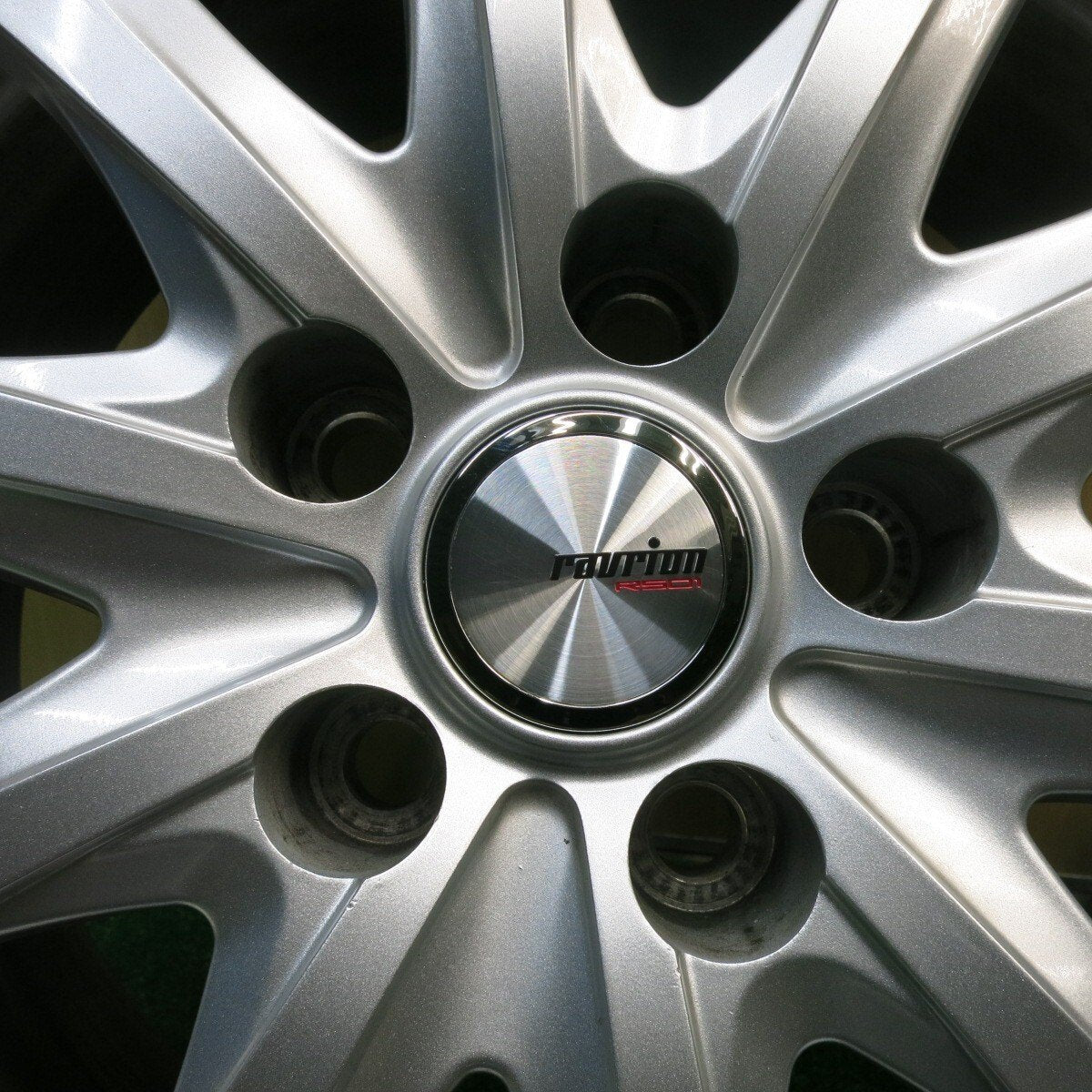 バリ溝！22年！キレイ！9分★スタッドレス 215/65R16 グッドイヤー アイスナビ7 ravrion RS01 ラブリオン 16インチ PCD114.3/5H★5031606TNス