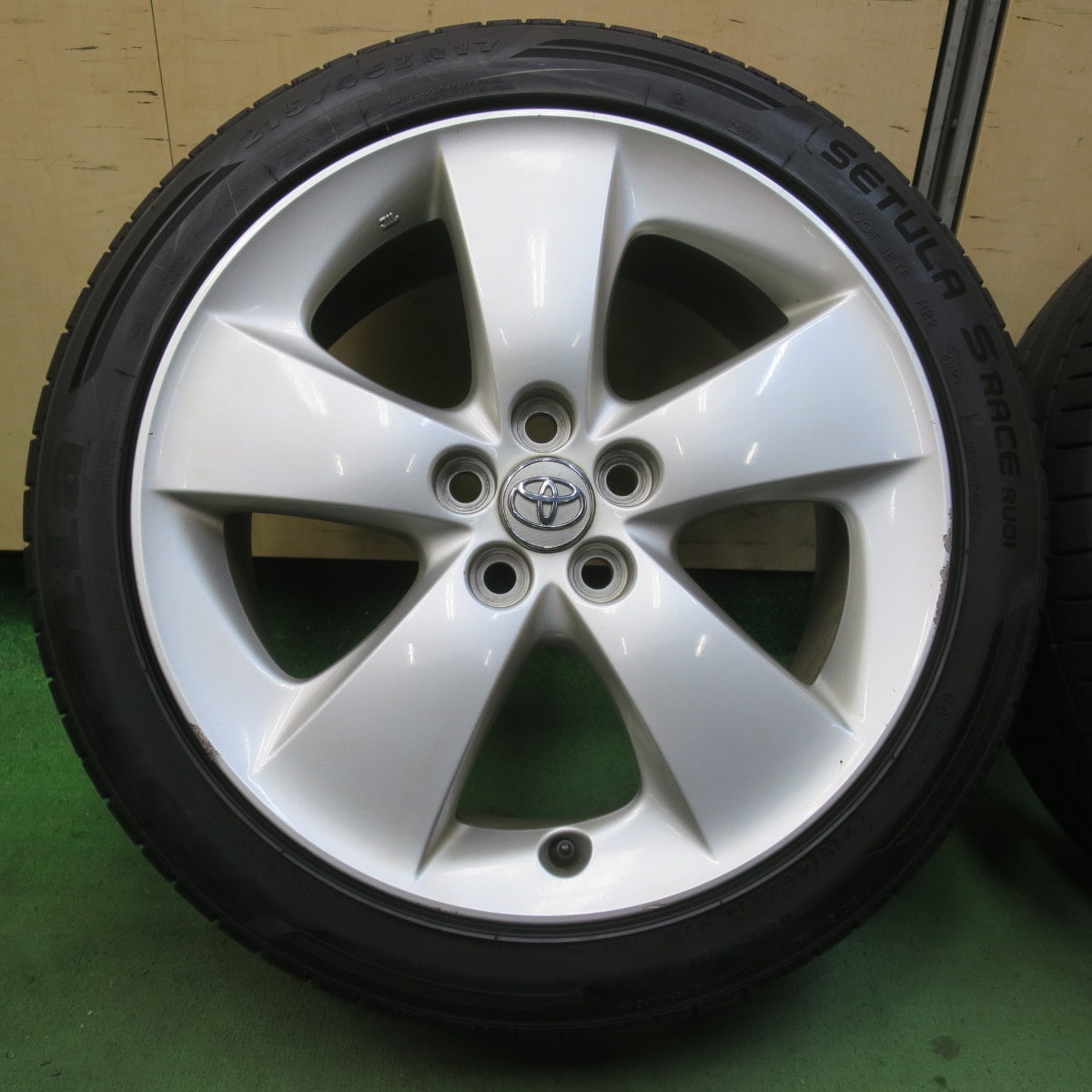 バリ溝！22年！8.5分★トヨタ 30系 プリウス S G ツーリング 純正 215/45R17 ロターラ SETULA S RACE RU01 ジーテックス HP2000 vfm 17インチ PCD100/5H★6012710イノ