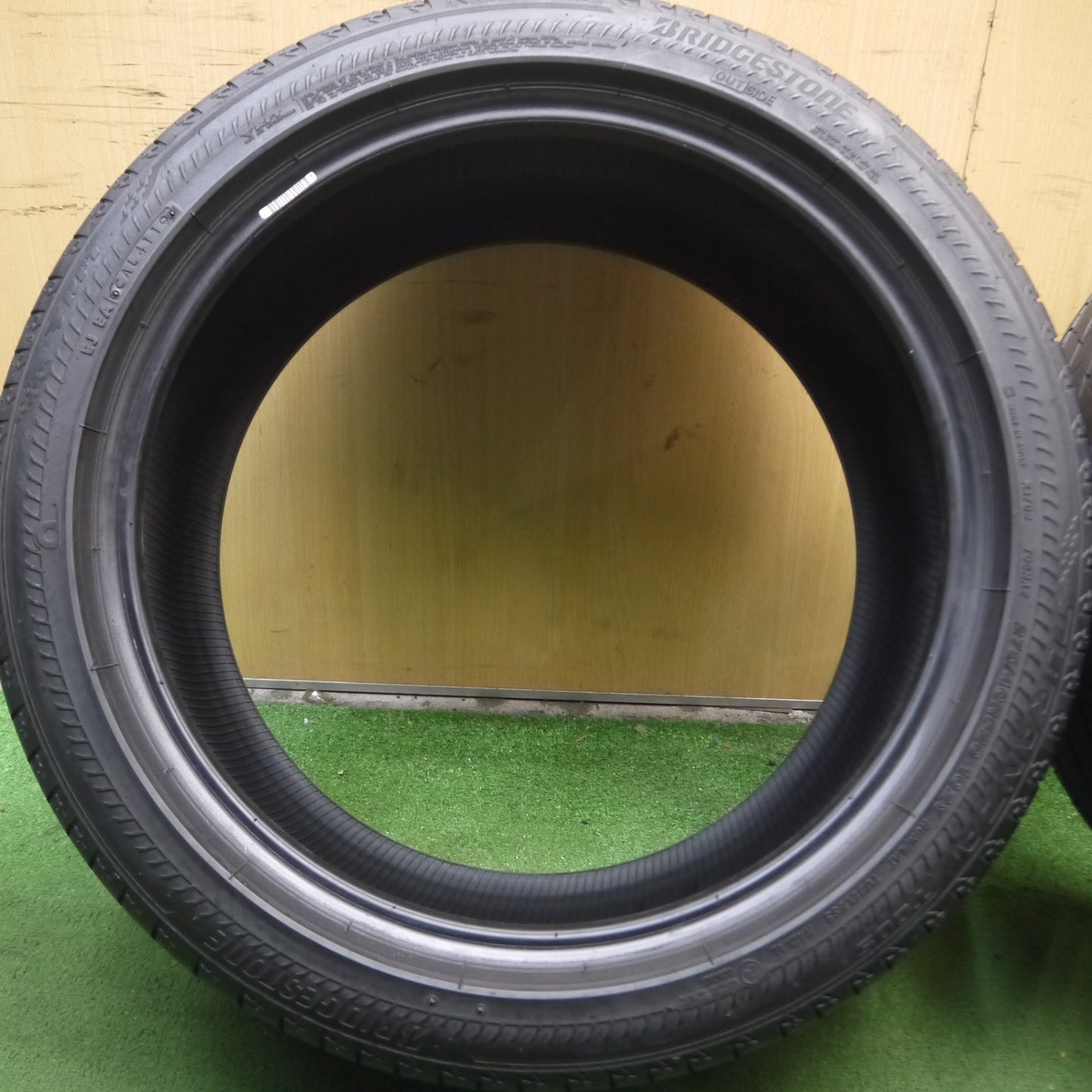 *送料無料* バリ溝！9.5分★245/45R20 275/40R20 ブリヂストン トランザ T005 タイヤ 20インチ レクサス LC LS 等★4050705Hノタ