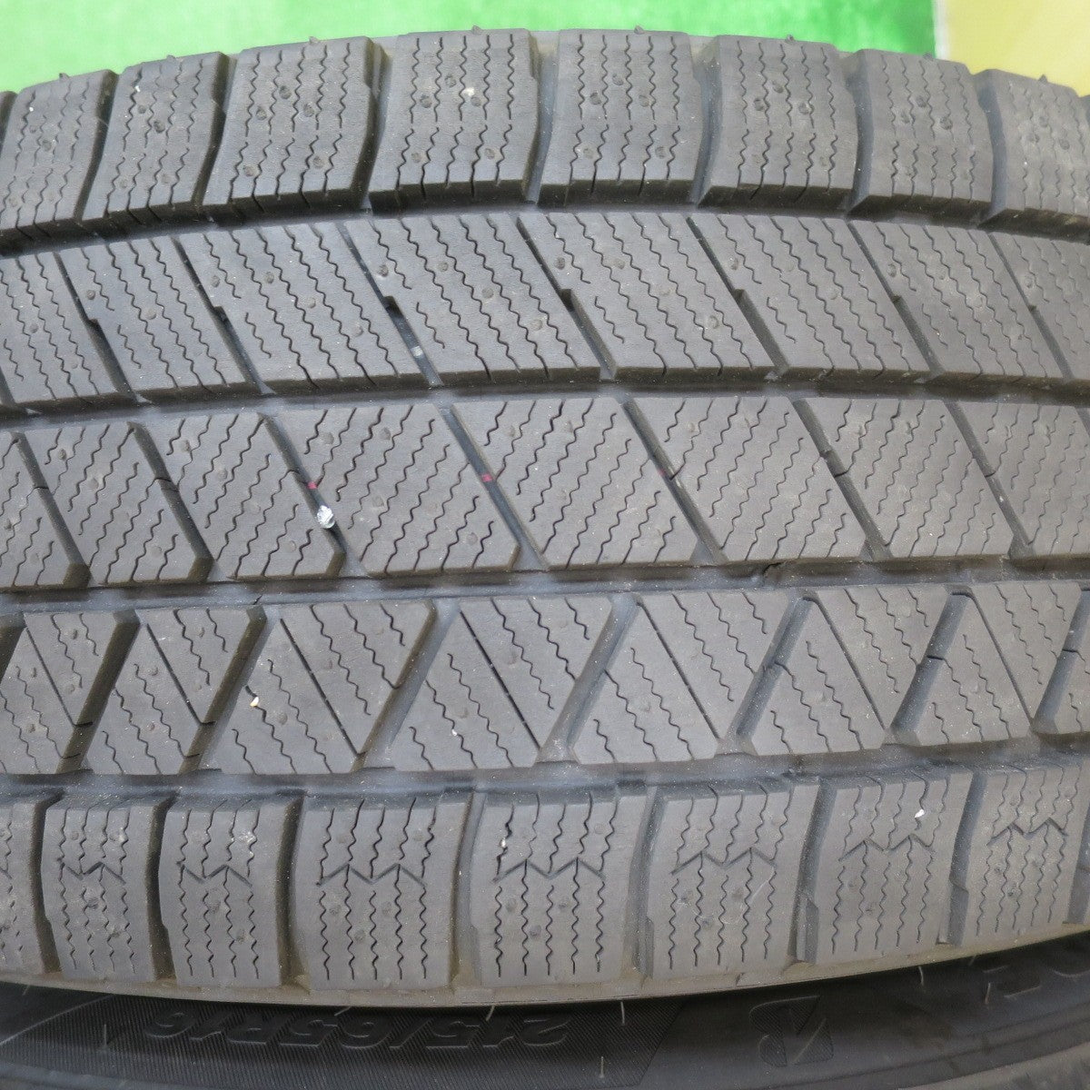 バリ溝！22年！ほぼ10分★スタッドレス 215/65R16 ブリヂストン ブリザック VRX3 社外 アルミ 16インチ PCD 100 114.3/5H マルチ★5053006NJス