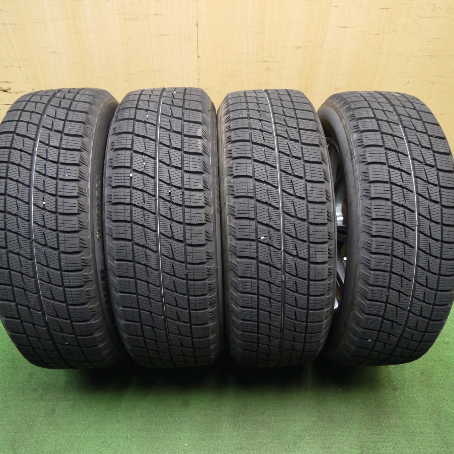 バリ溝！キレイ！9.5分★スタッドレス 205/60R16 ブリヂストン アイスパートナー MiLLOUS ミルアス 16インチ PCD114.3/5H★5060602Hス