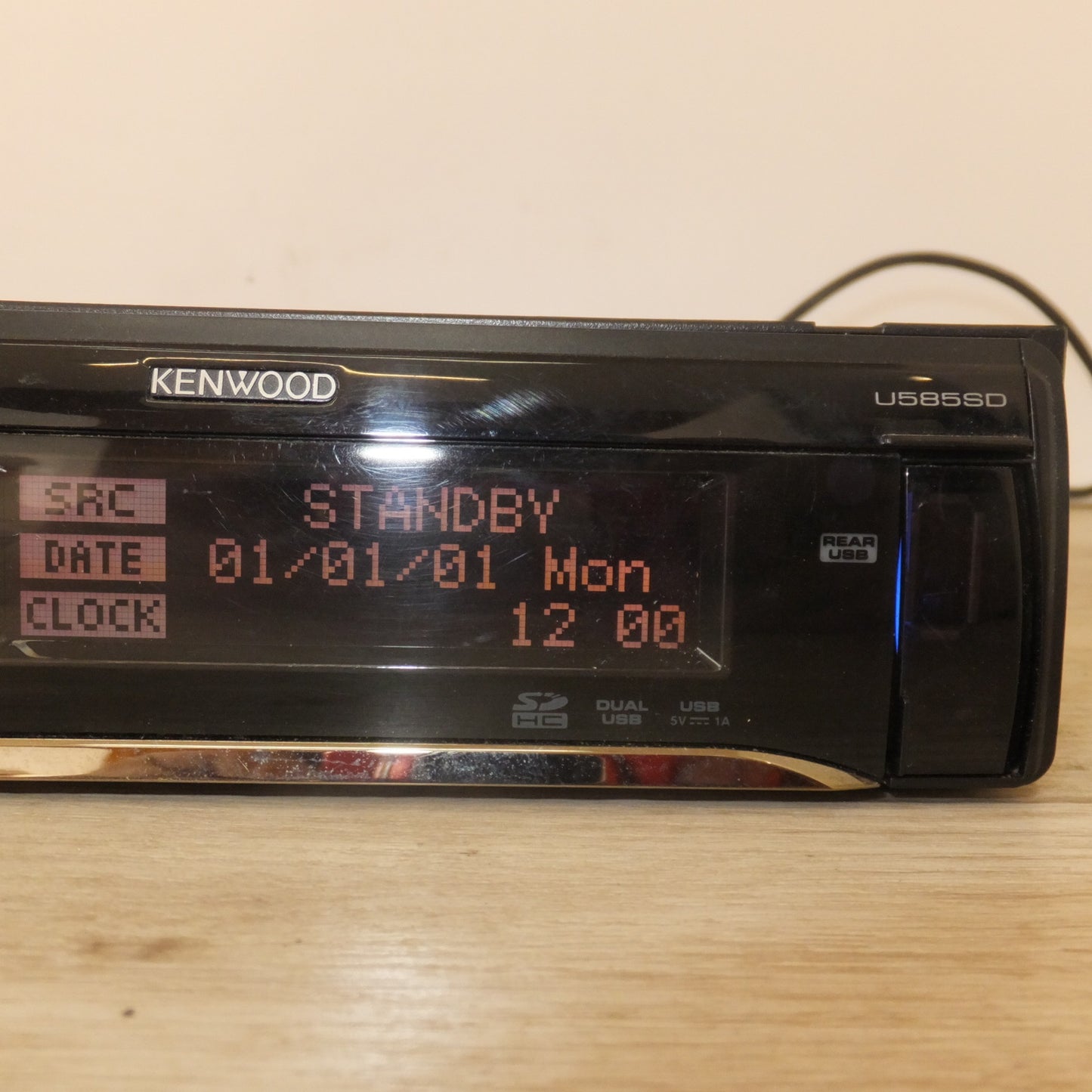 [送料無料] ★ケンウッド KENWOOD カーオーディオ 1DIN コンポ CD RECEIVER U585SD[80]★